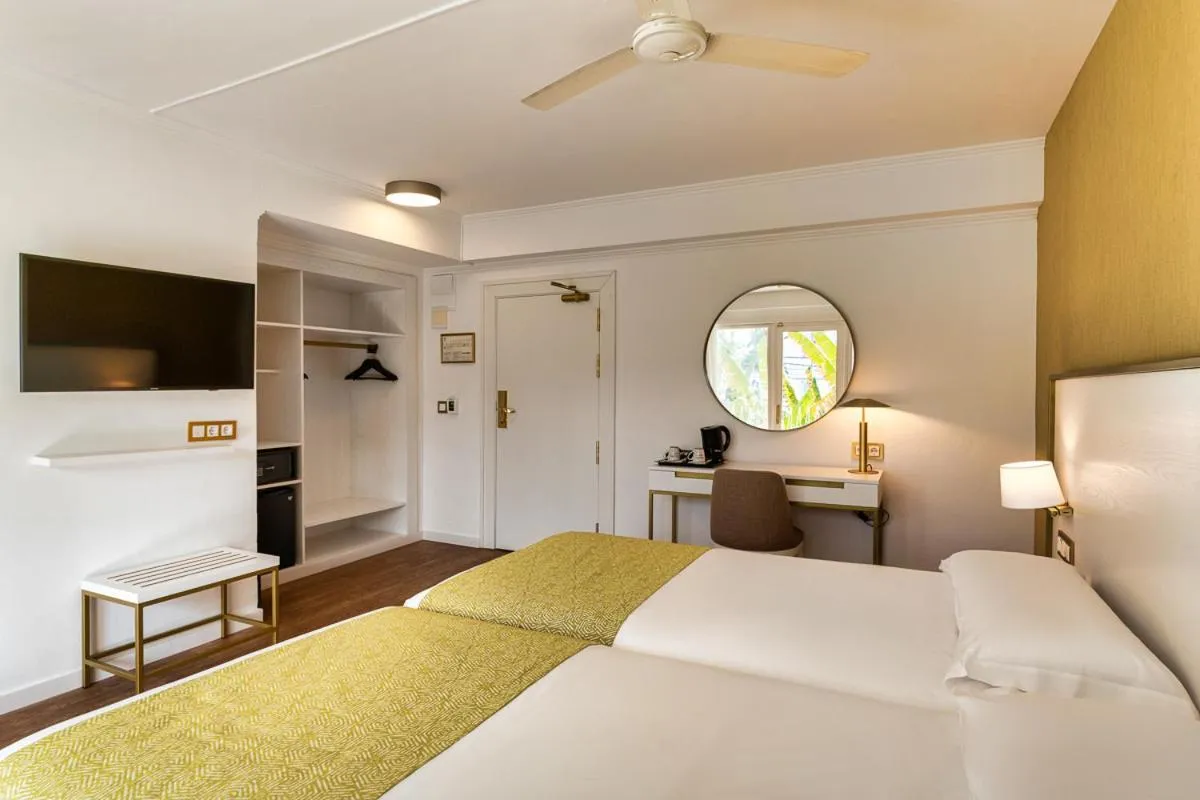 Bed in Hotel Araxa - Adults Only