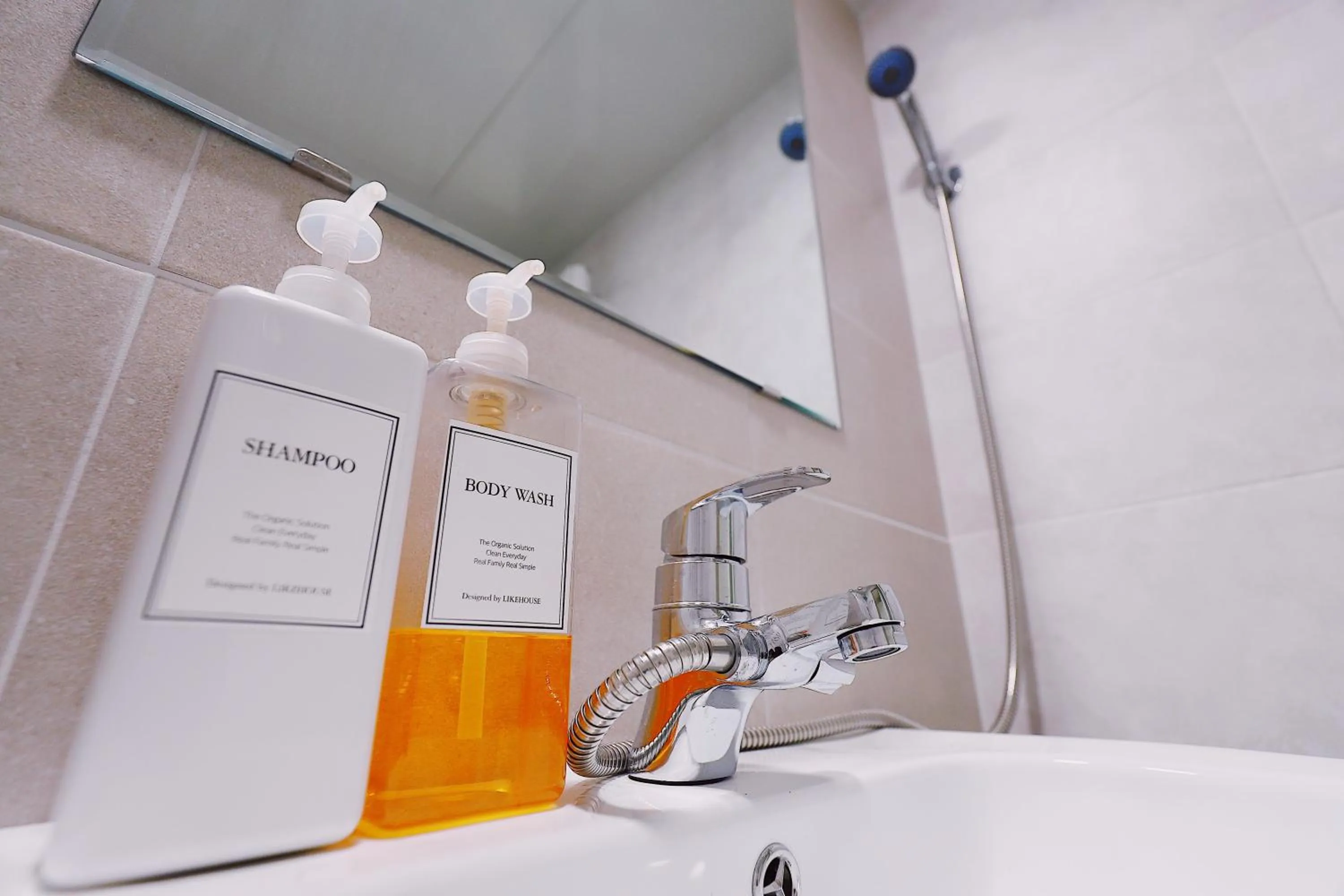 Toilet in Fully Mini Hotel