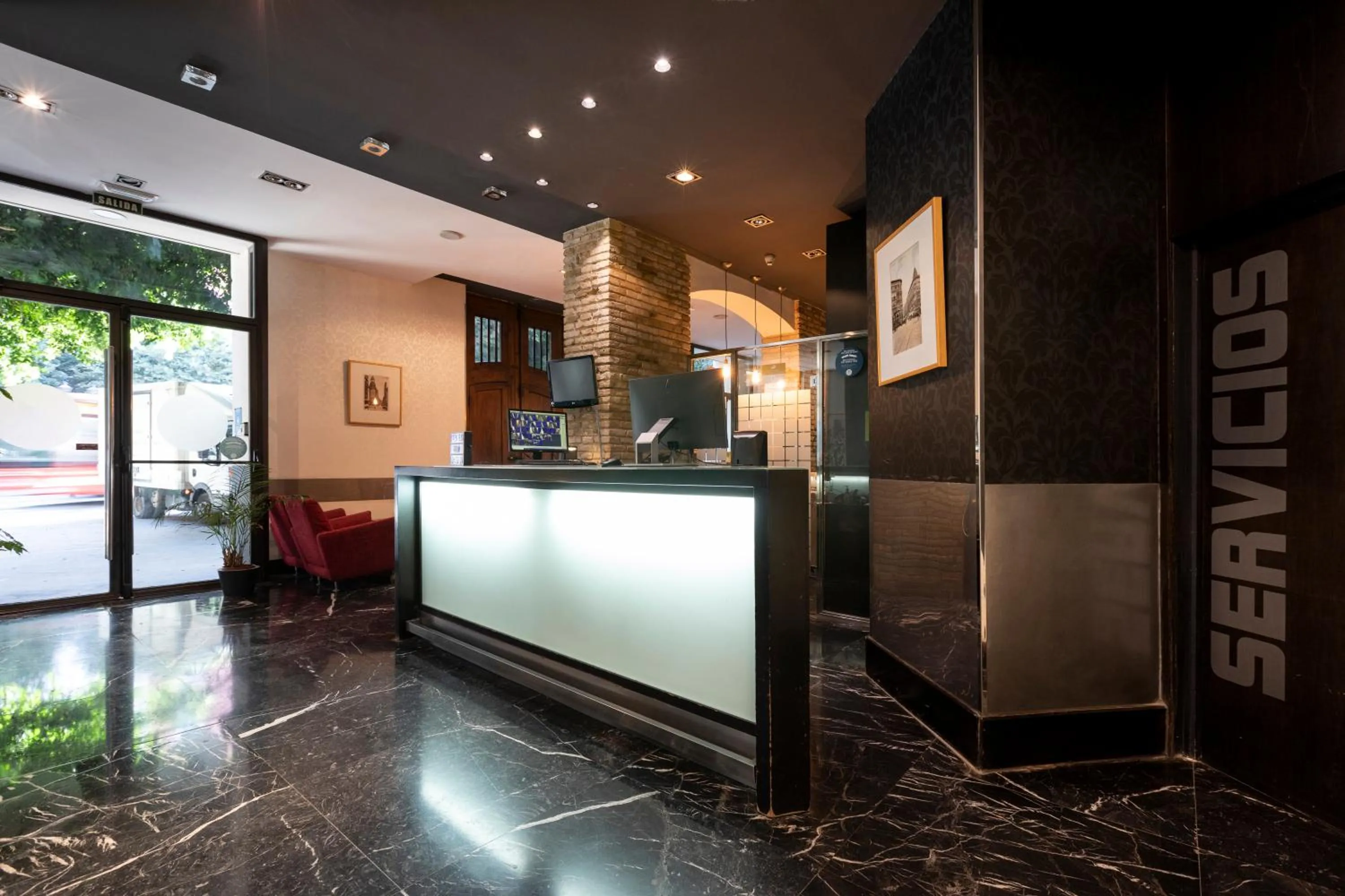 Lobby or reception in Petit Palace Ruzafa