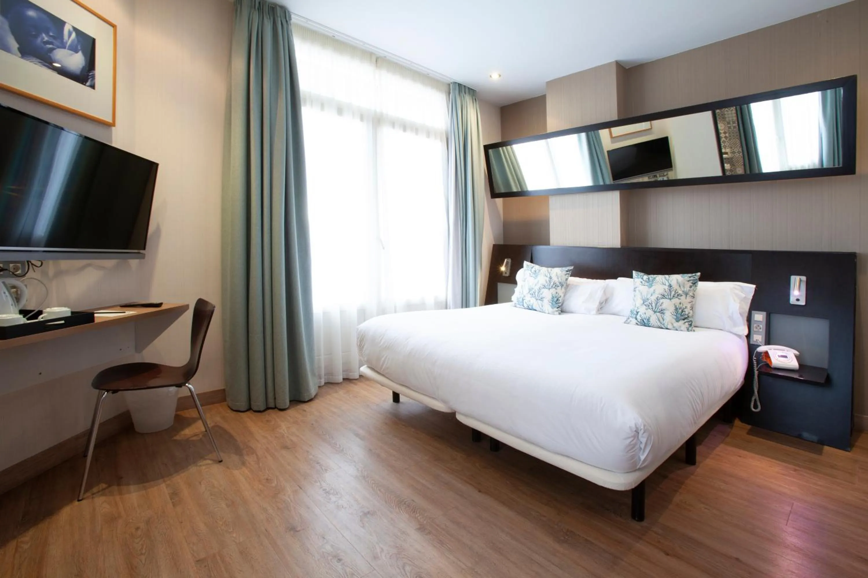 Bed in Petit Palace Ruzafa