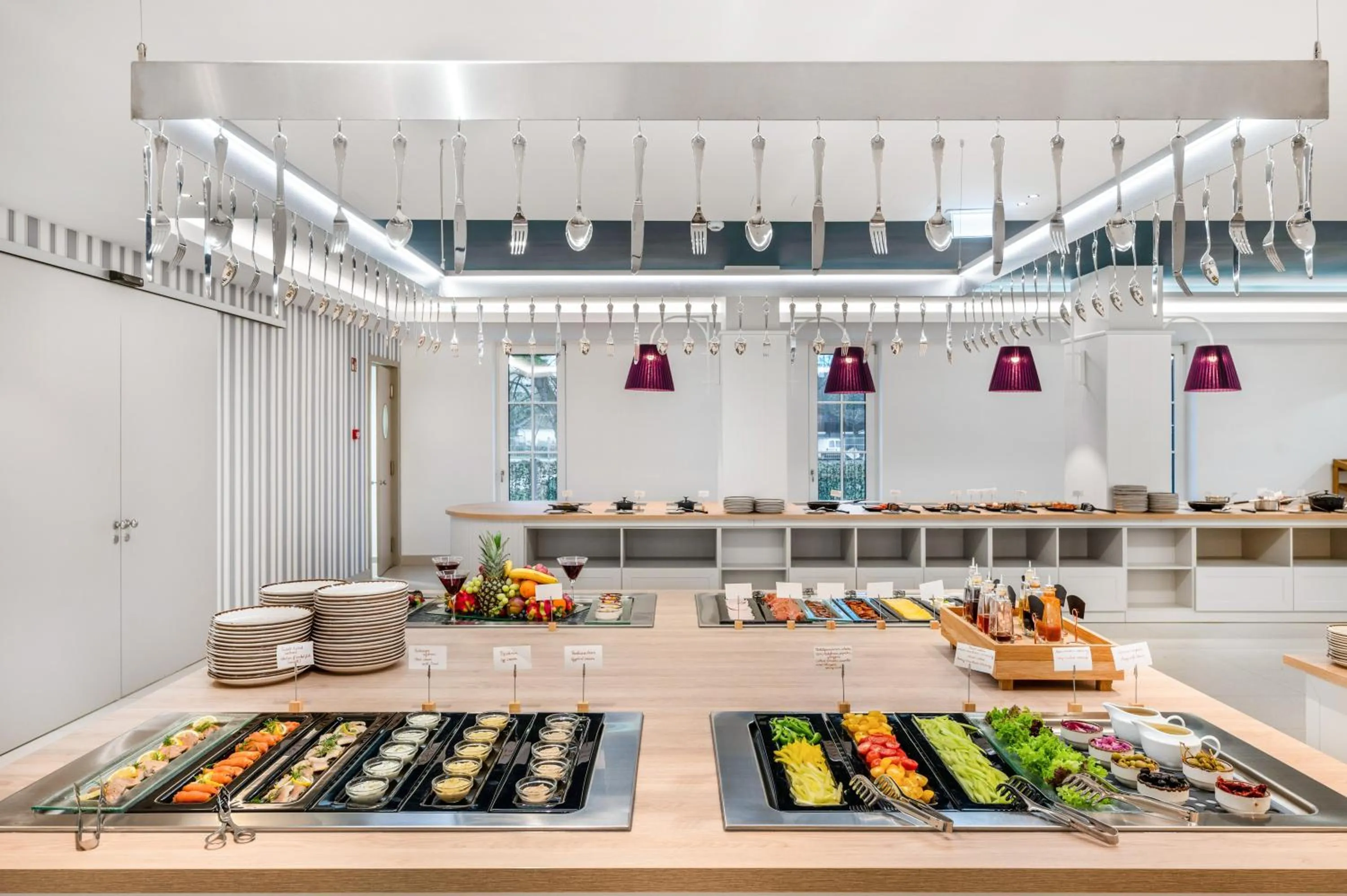 Kitchen or kitchenette in Mövenpick Balaland Resort Lake Balaton