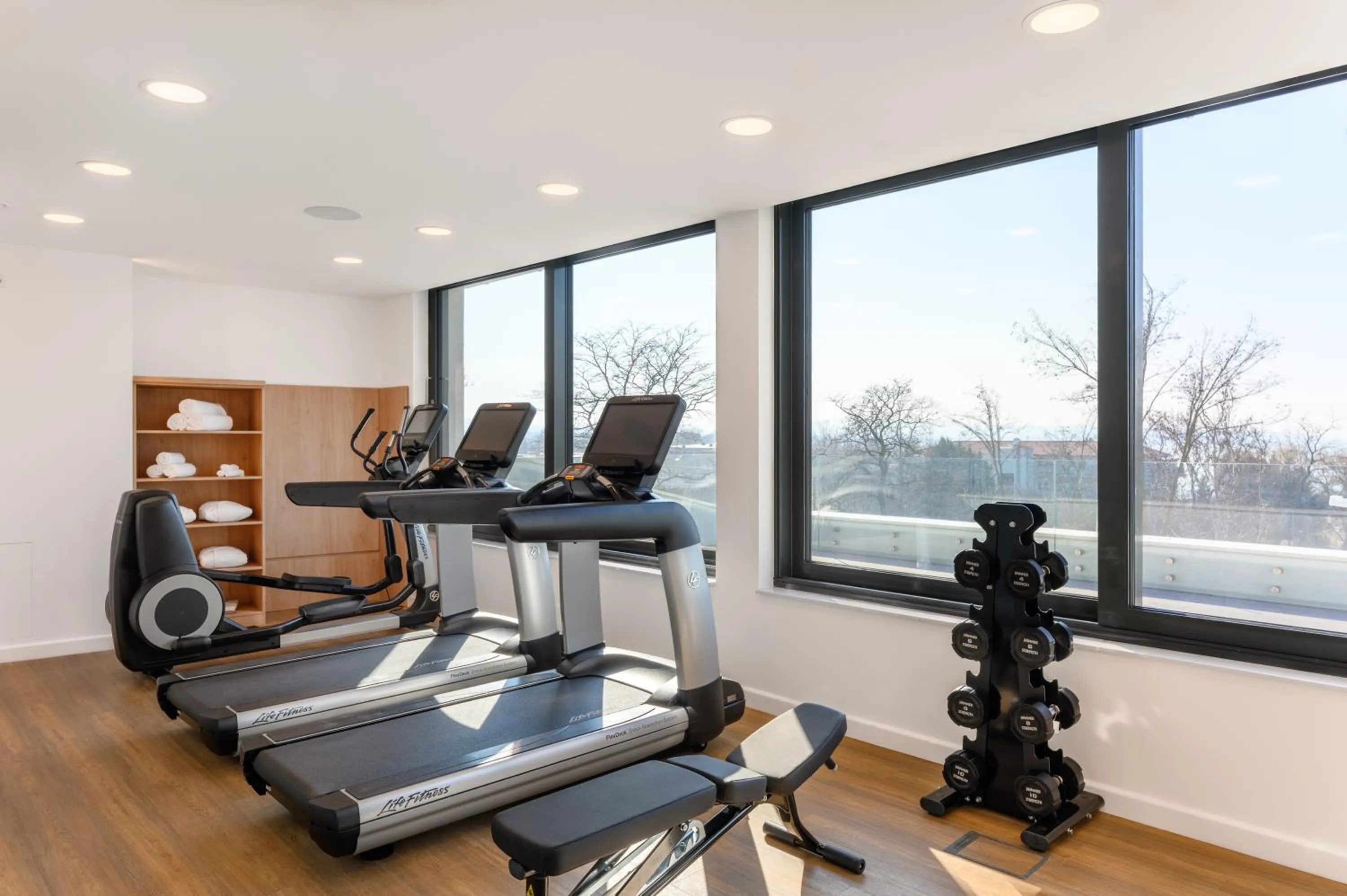 Fitness centre/facilities in Mövenpick Balaland Resort Lake Balaton
