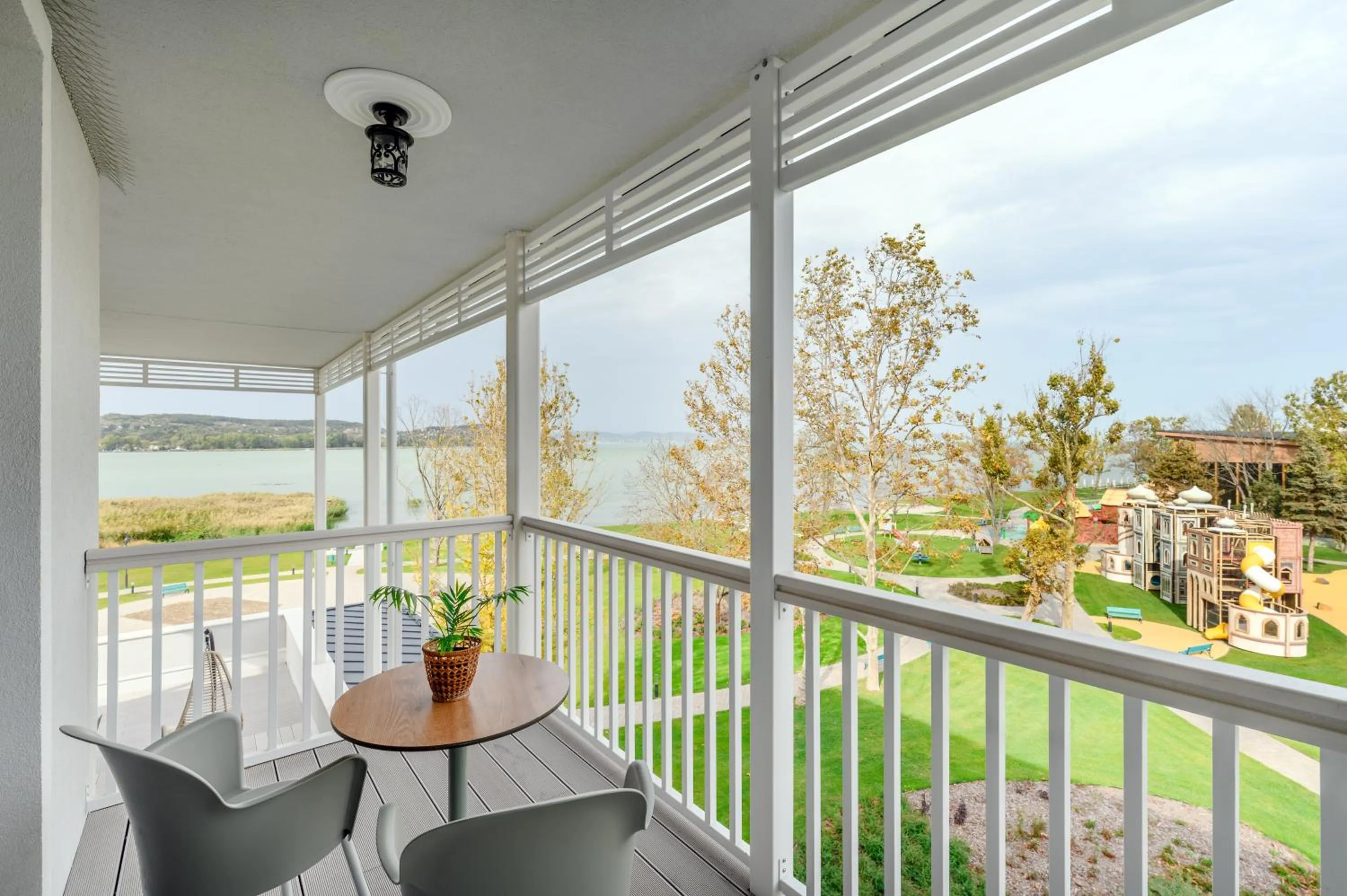 Balcony/Terrace in Mövenpick Balaland Resort Lake Balaton