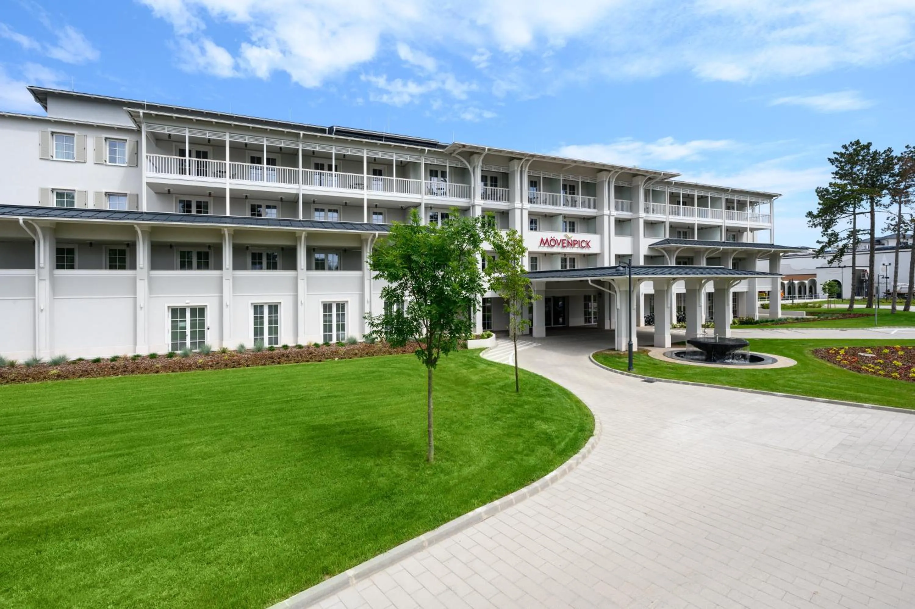 Property building in Mövenpick Balaland Resort Lake Balaton