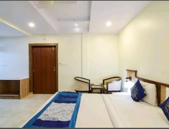 Bed in Royal shades kodihali