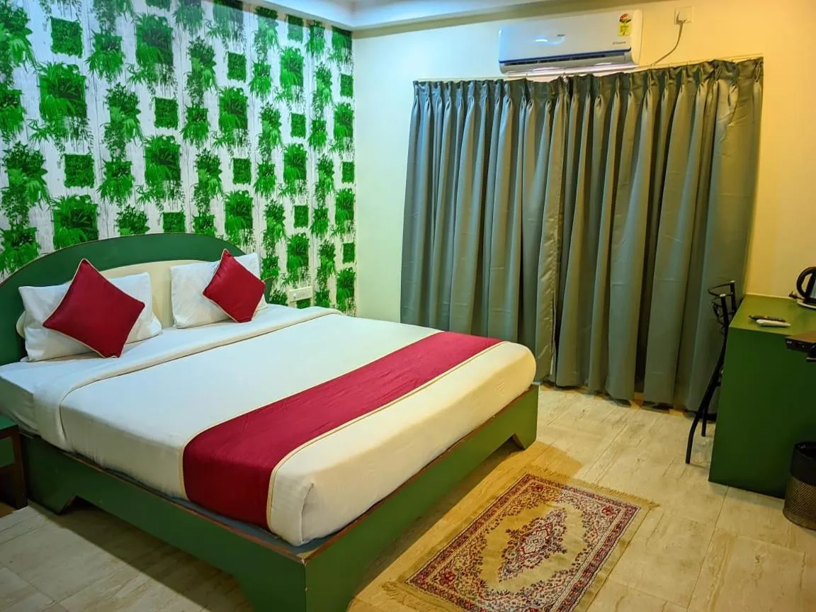 Bed in Royal shades kodihali