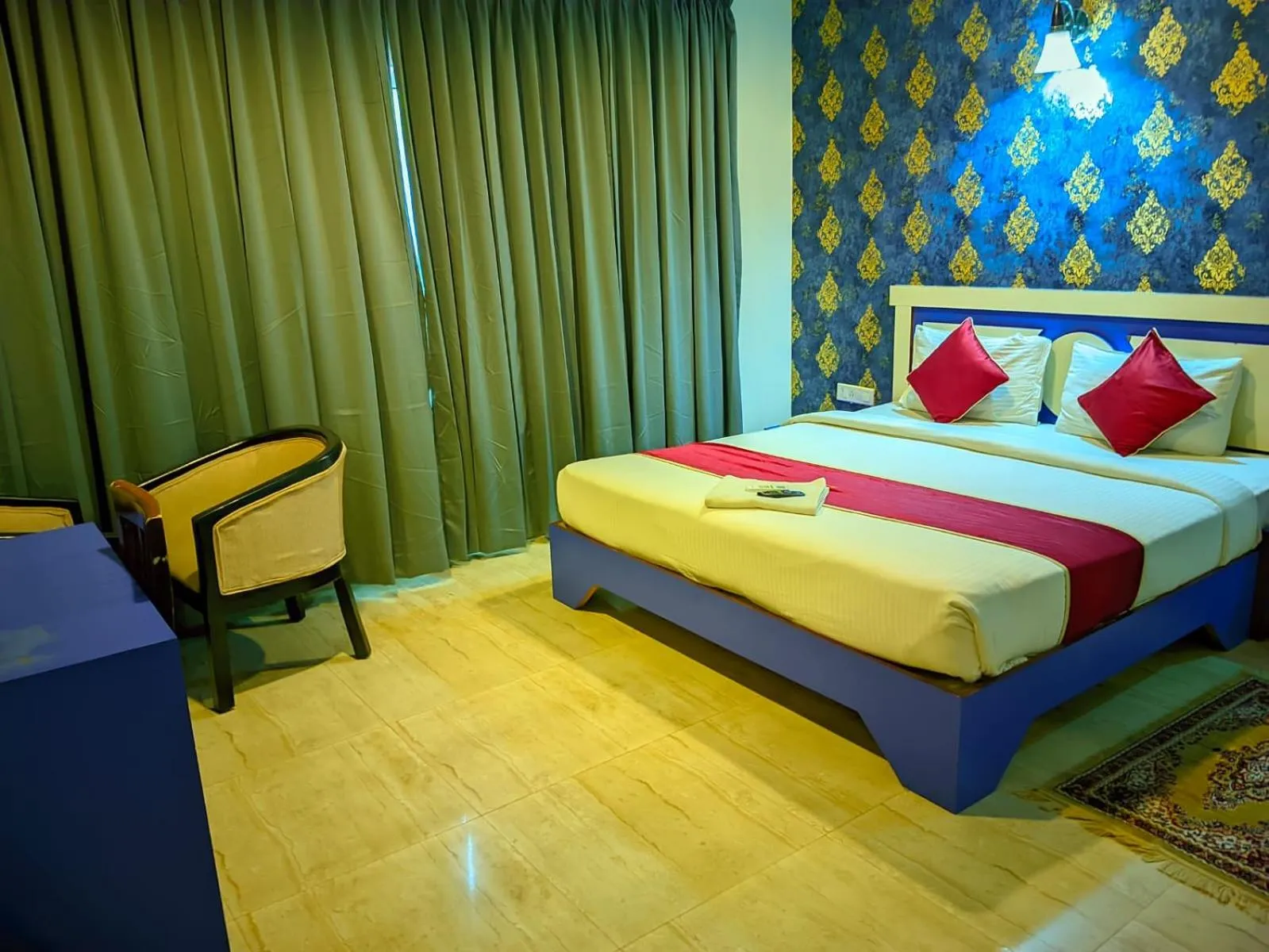 Bed in Royal shades kodihali