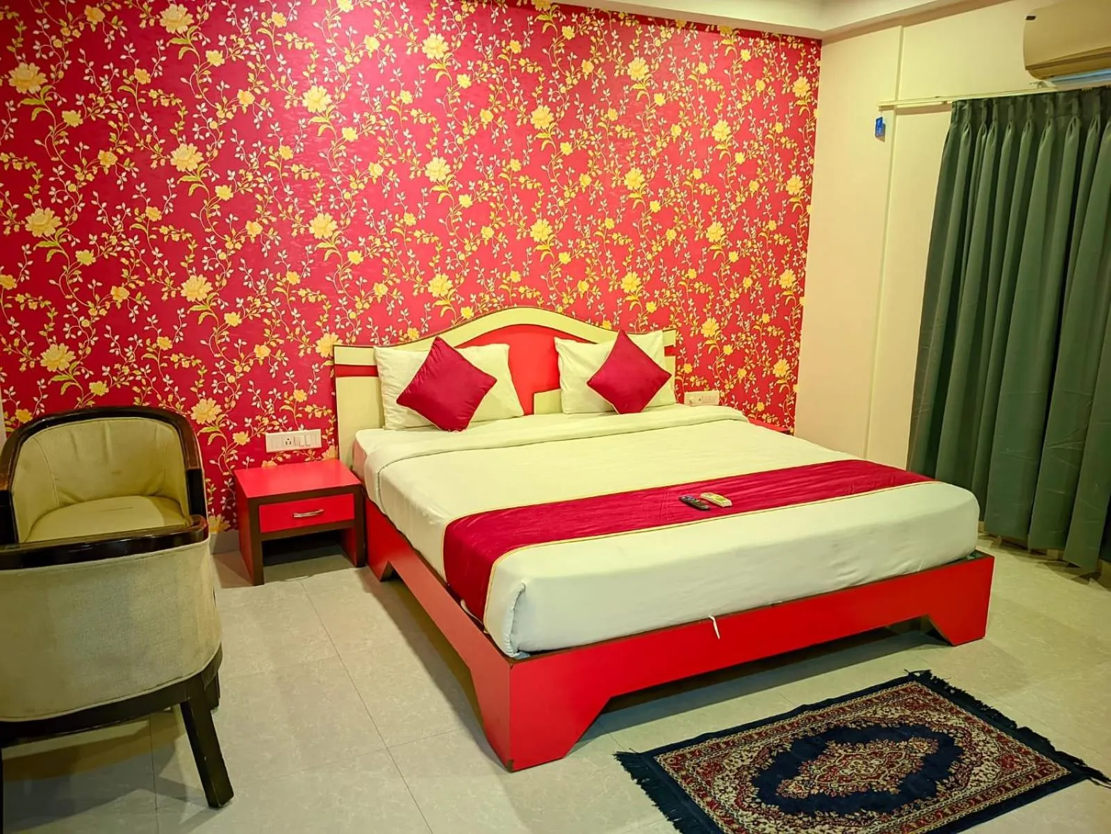 Bed in Royal shades kodihali