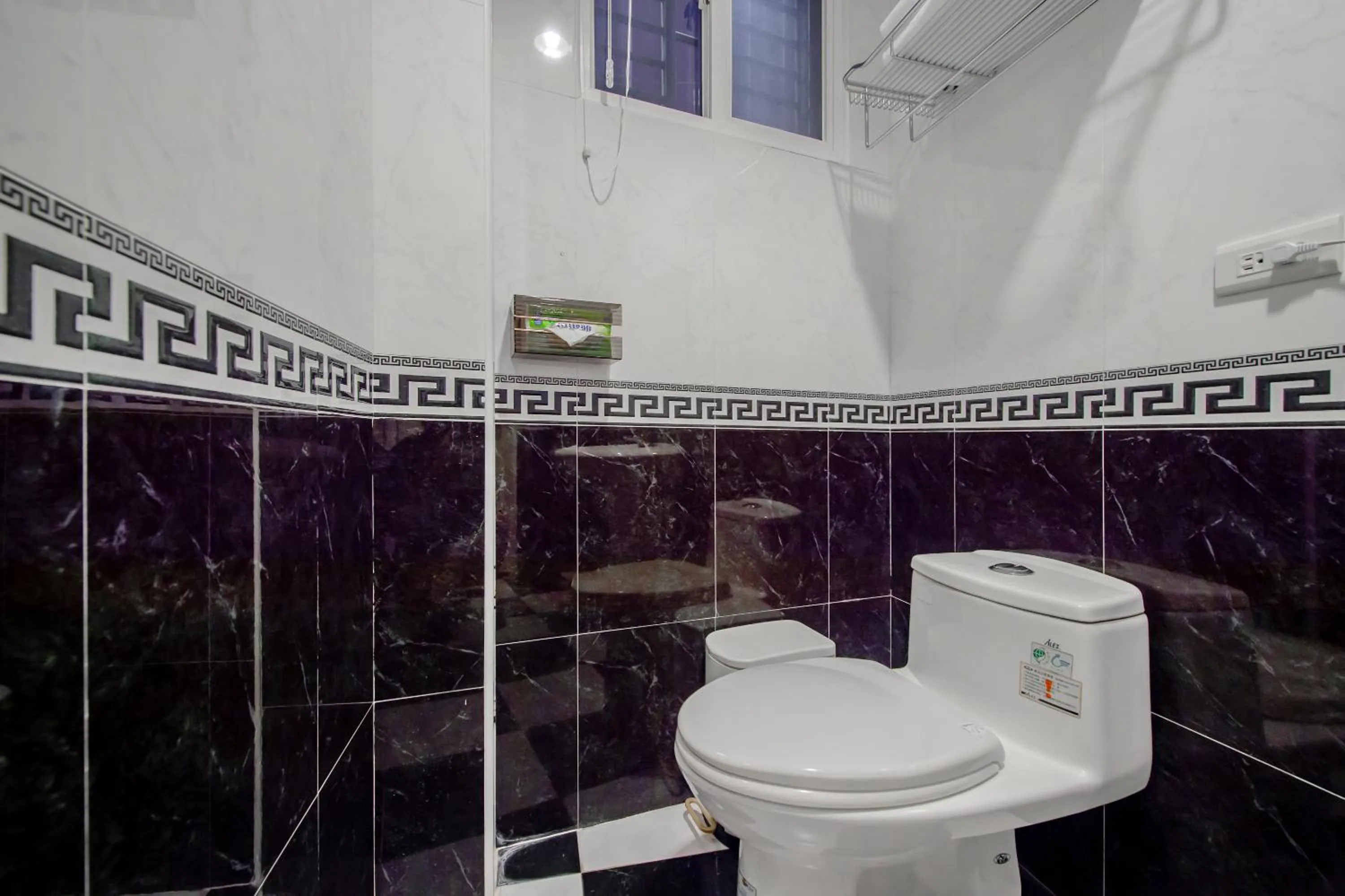 Bathroom in Jiufen The Dragon B&B