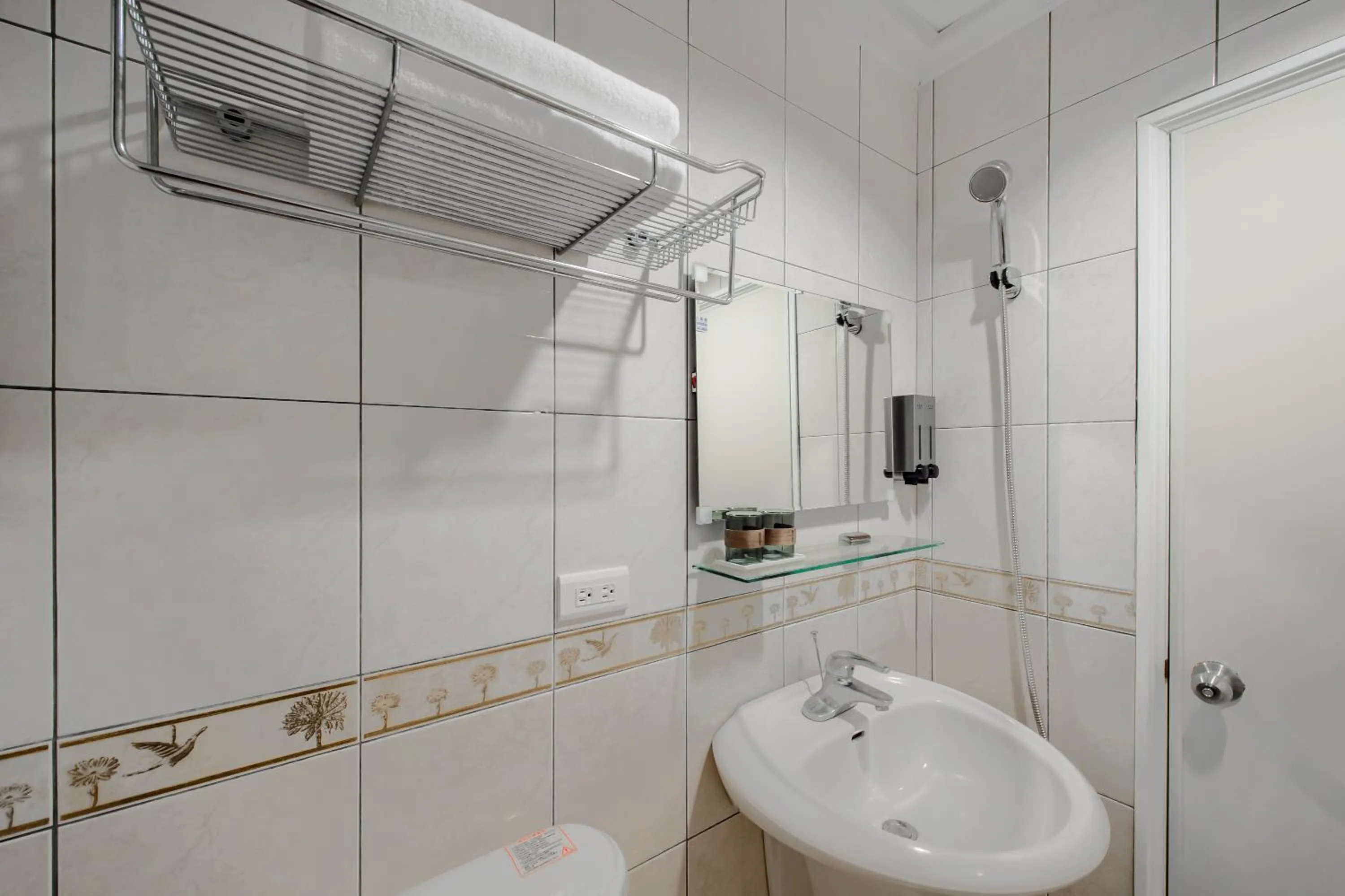 Bathroom in Jiufen The Dragon B&B