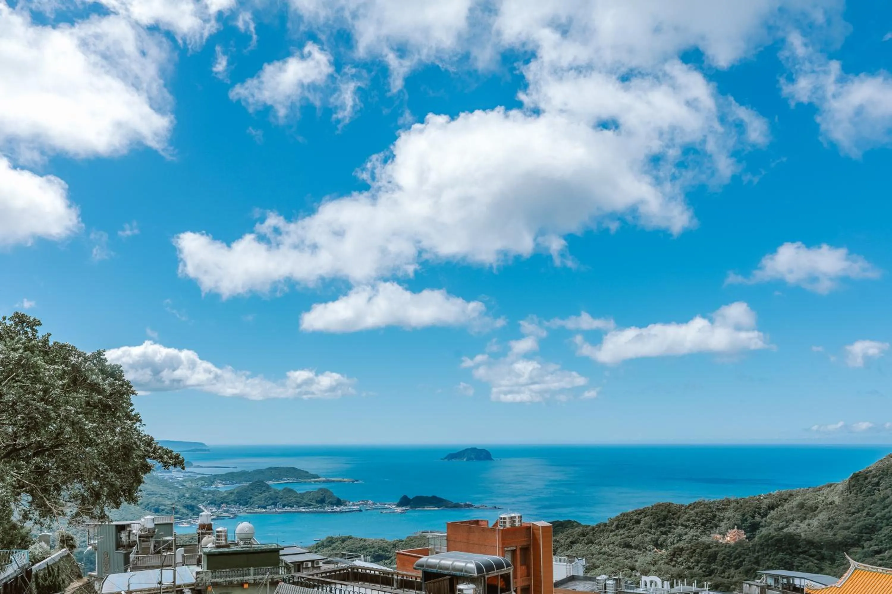 Natural landscape in Jiufen The Dragon B&B