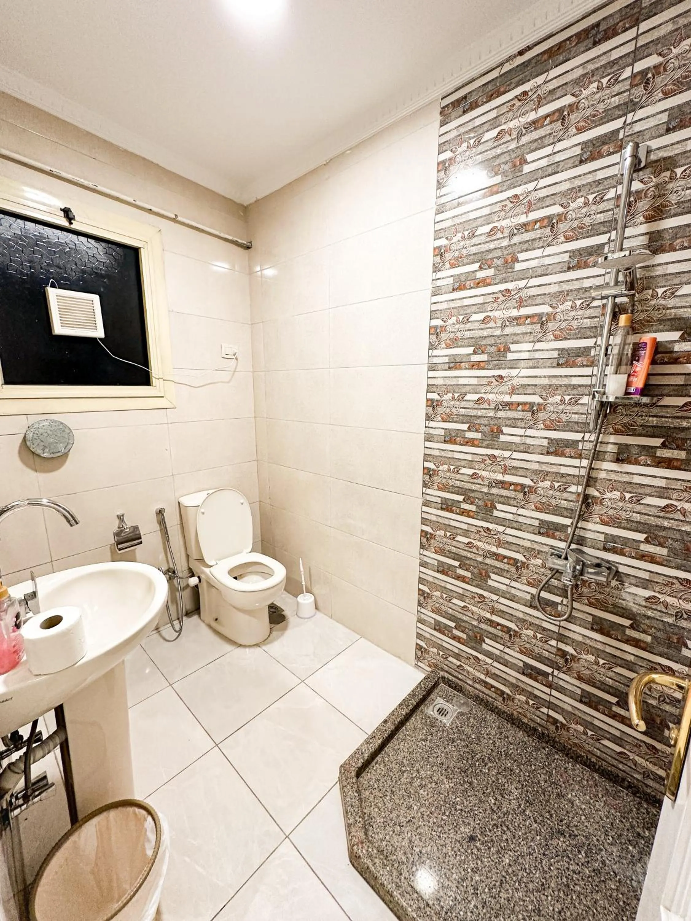 Twin Room in Afnan Cairo Airport