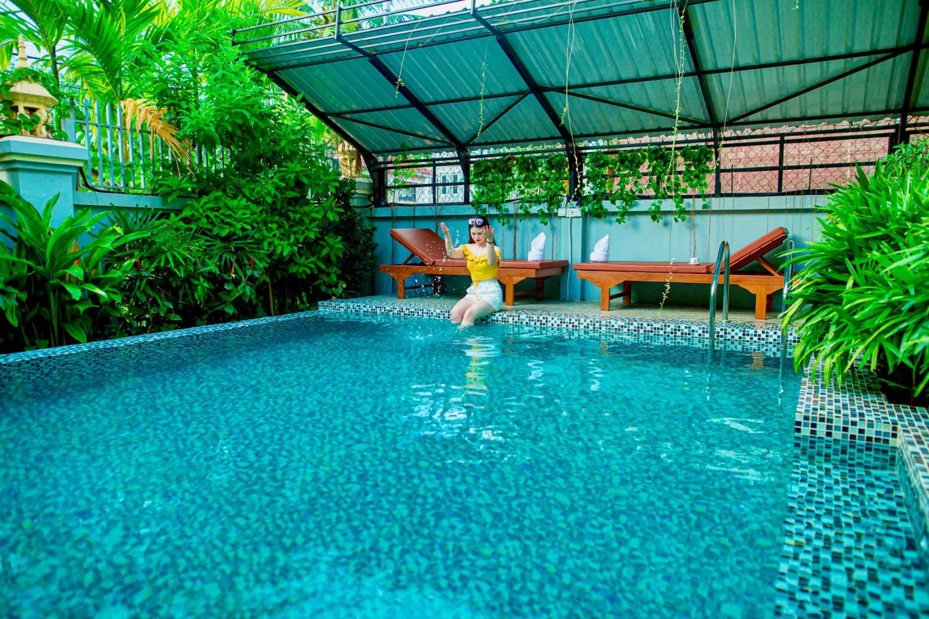 Swimming pool in Mohasal Angkor Boutique