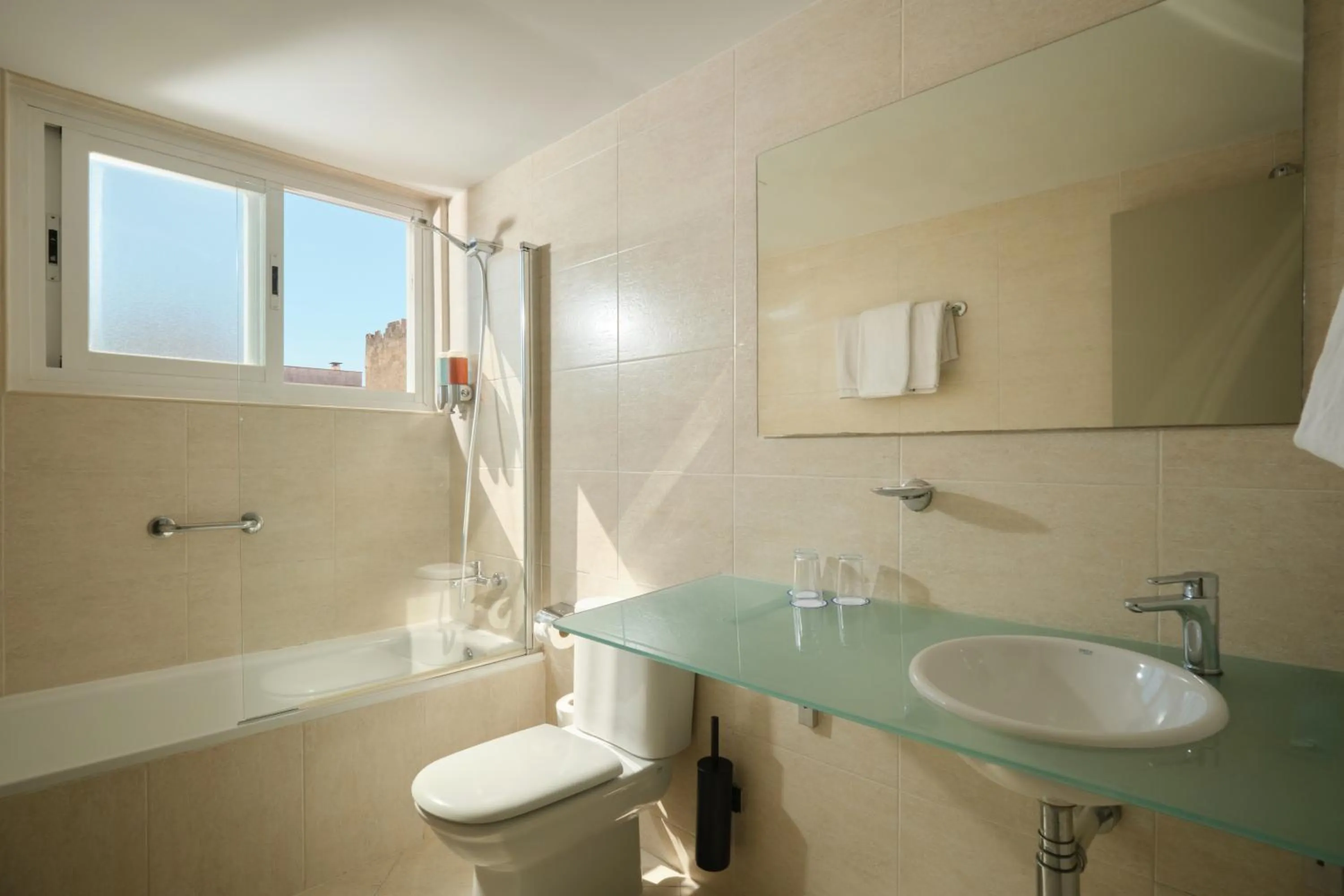 Bathroom in Hotel Zurbarán Palma