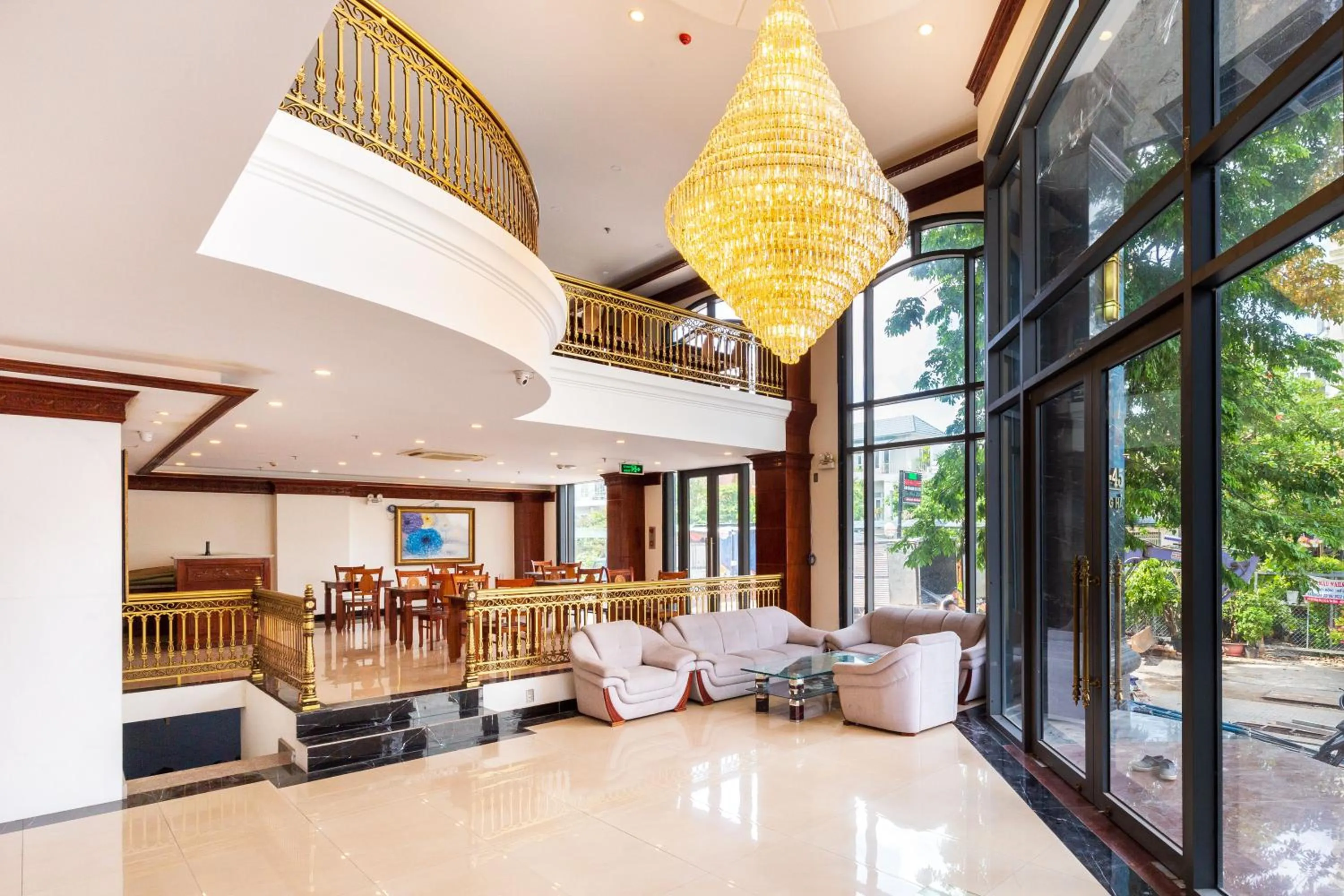 Living room in Silk Hong Ha airport hotel