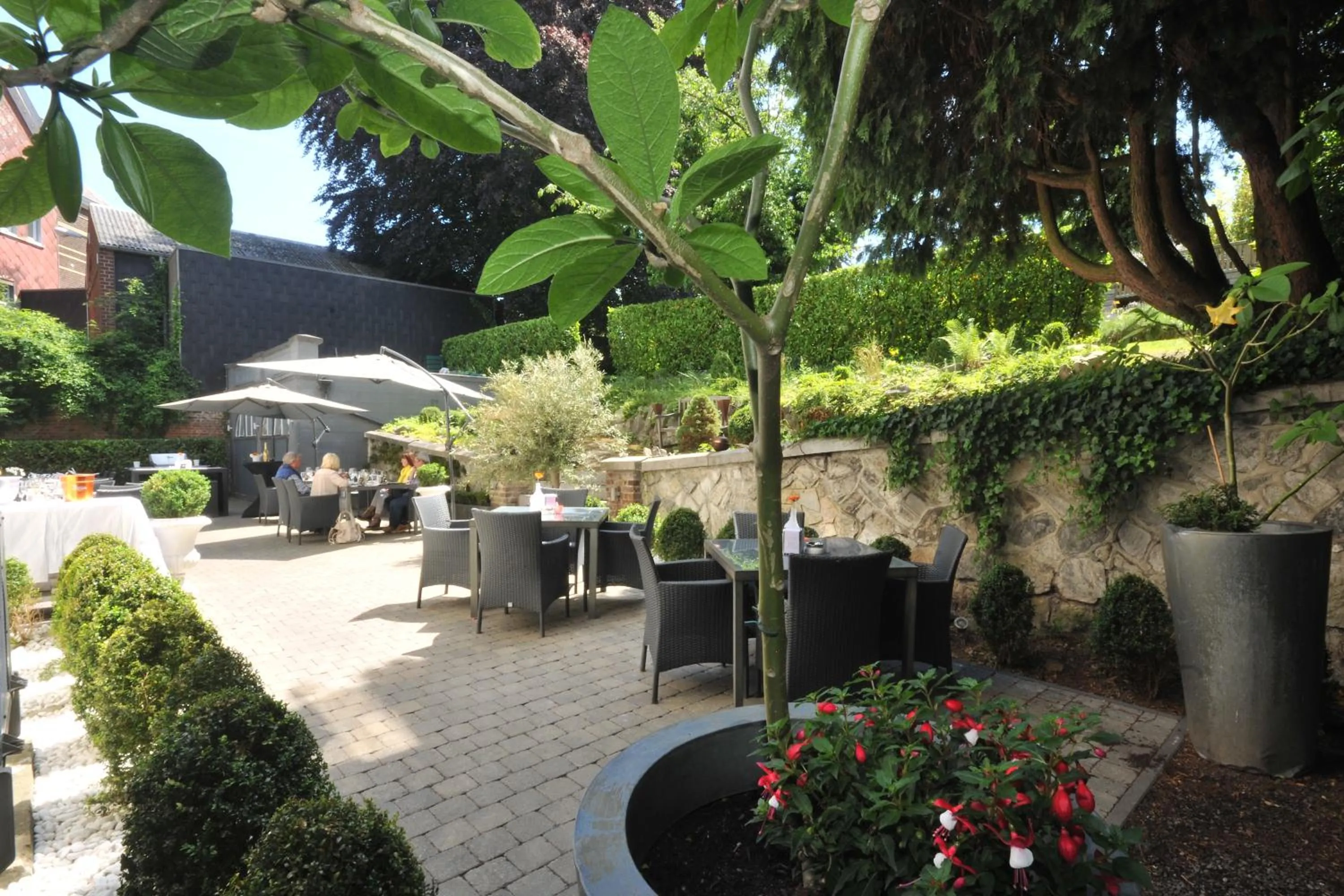 Garden in B&B Au Clair Obscur