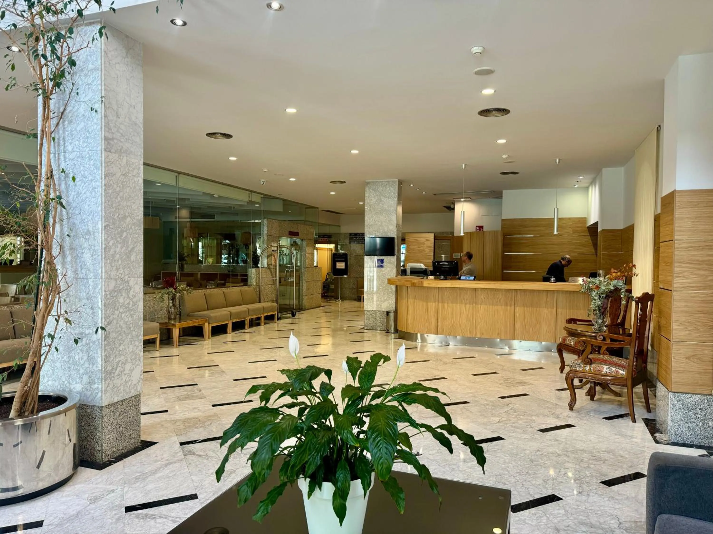 Lobby or reception in Hotel San Juan de los Reyes