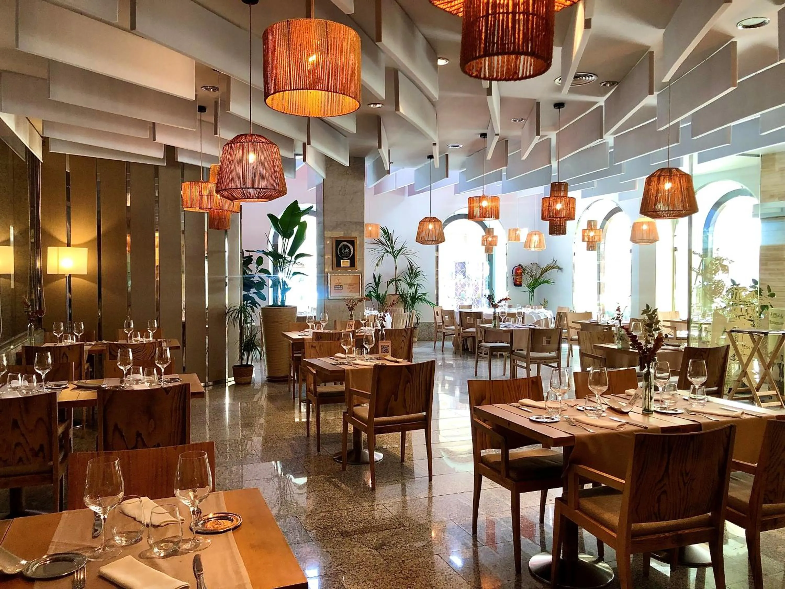 Restaurant/places to eat in Hotel San Juan de los Reyes