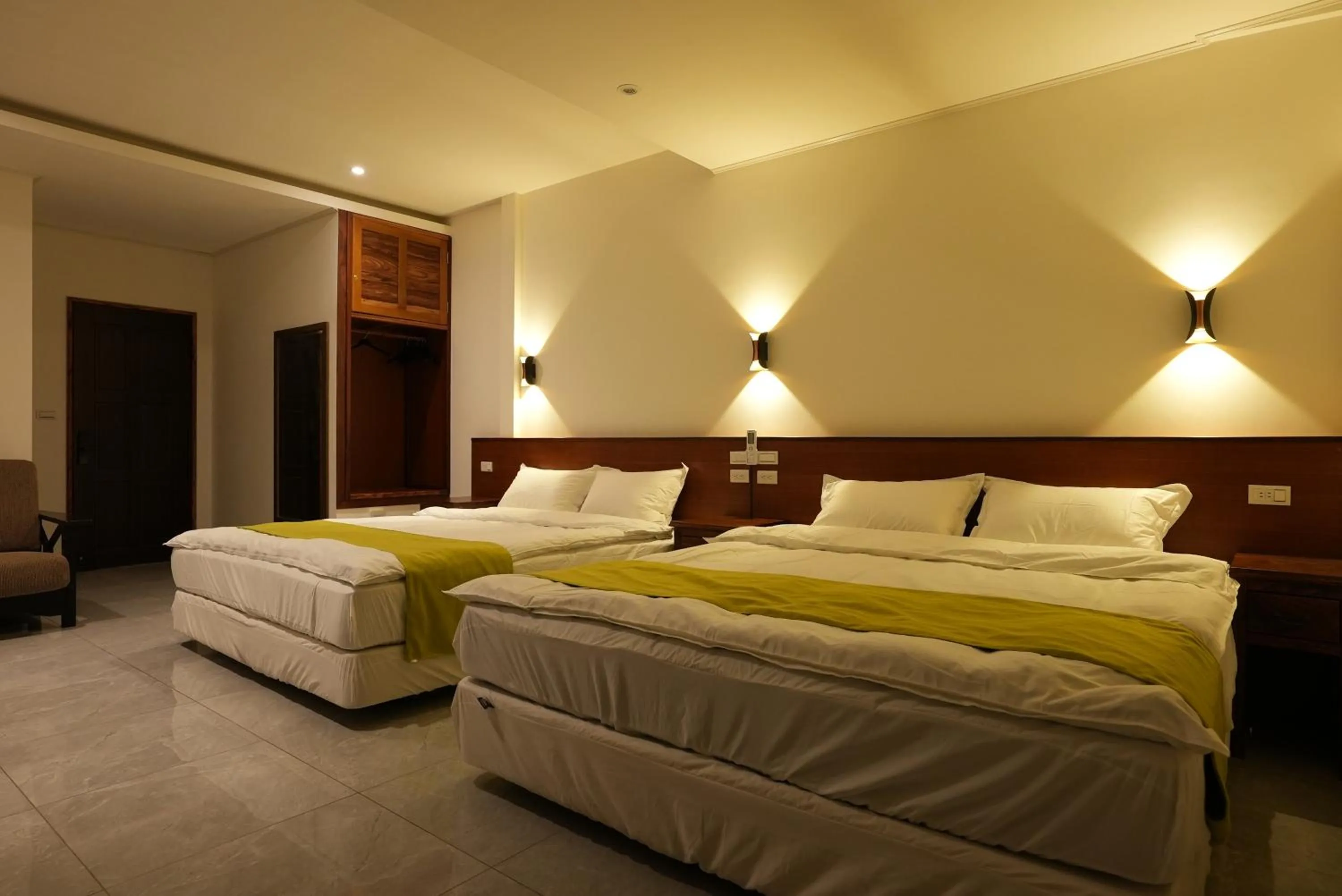 Bed in Lemuju B&B Hotel