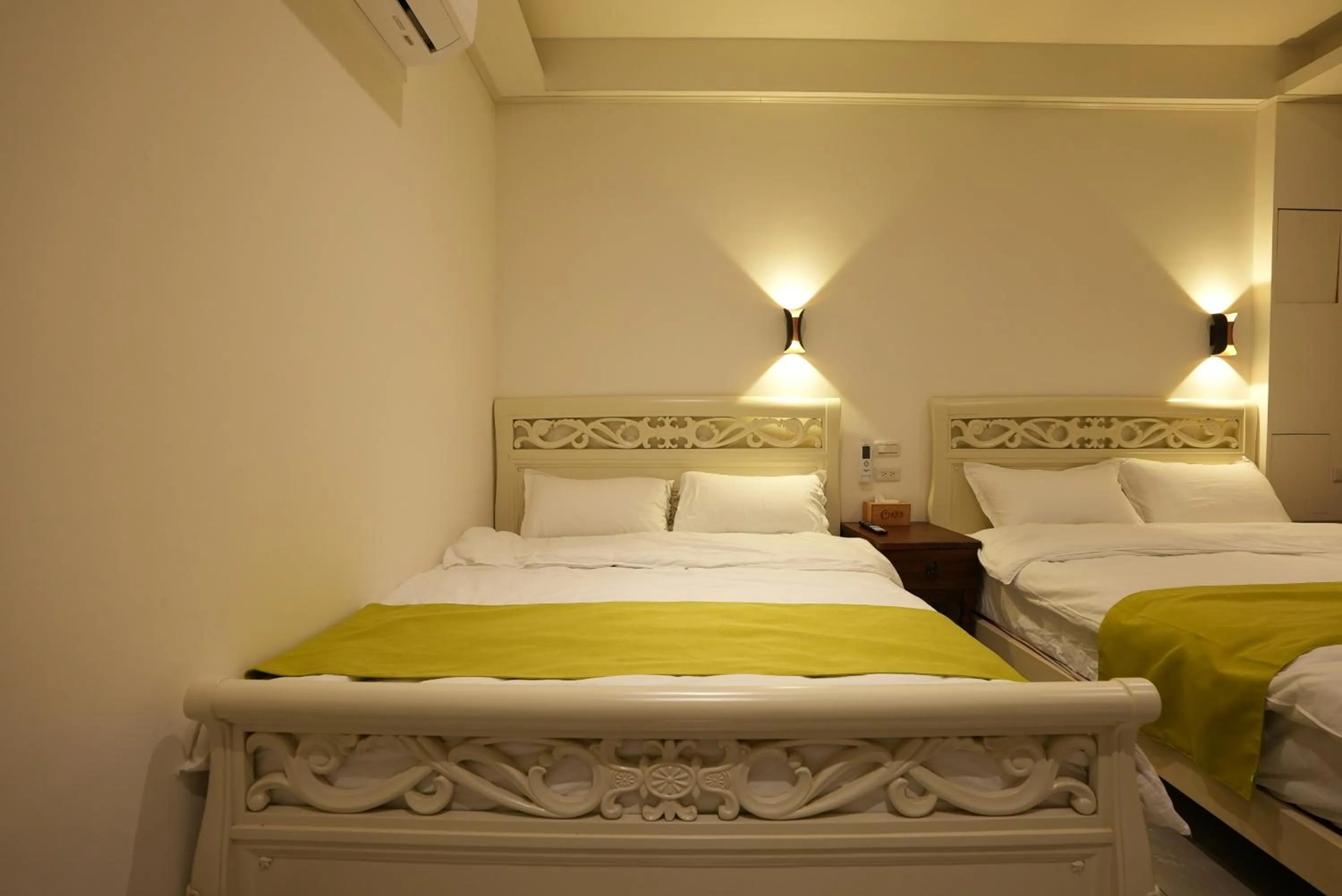 Bed in Lemuju B&B Hotel