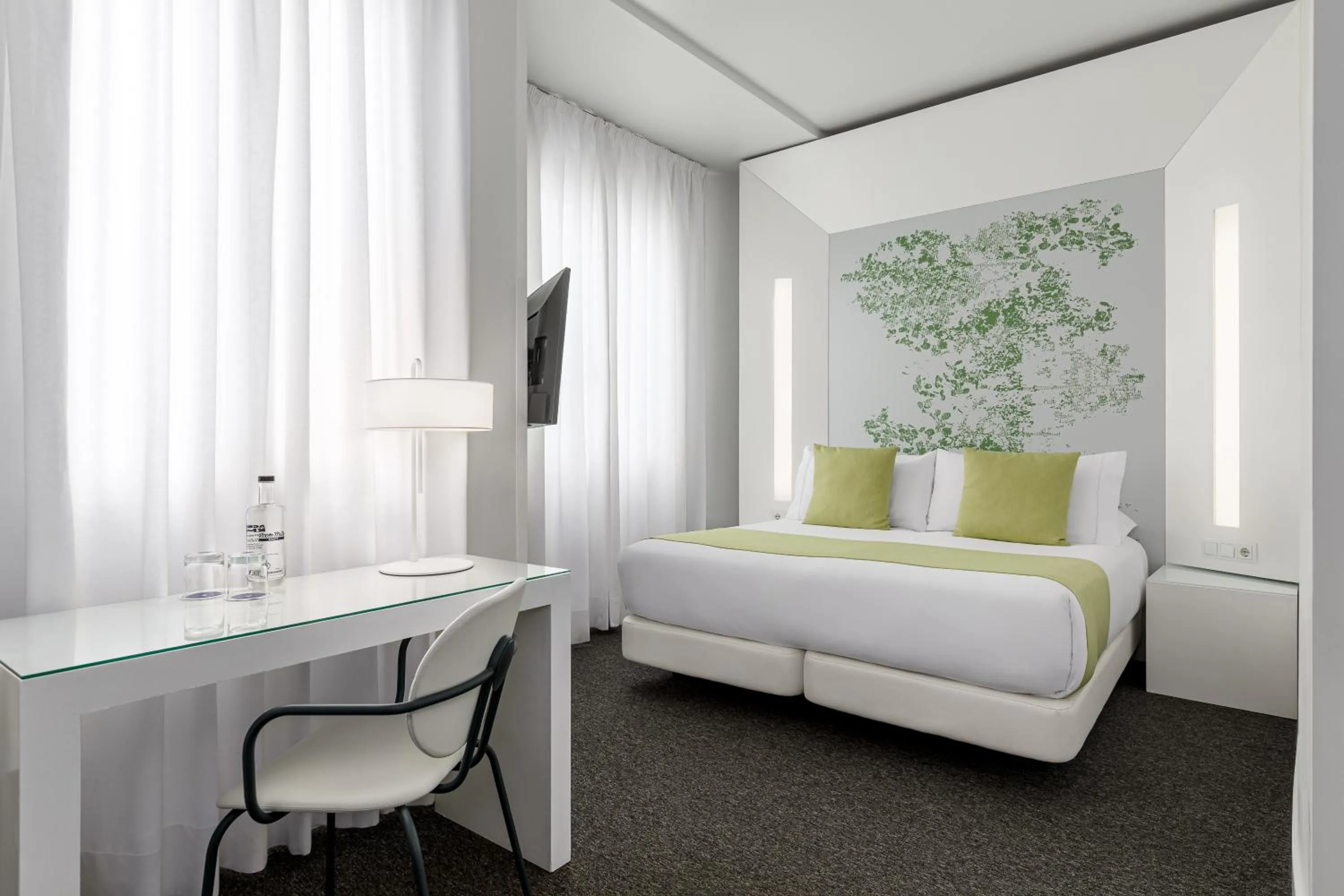 Bed in Room Mate Mario, Madrid