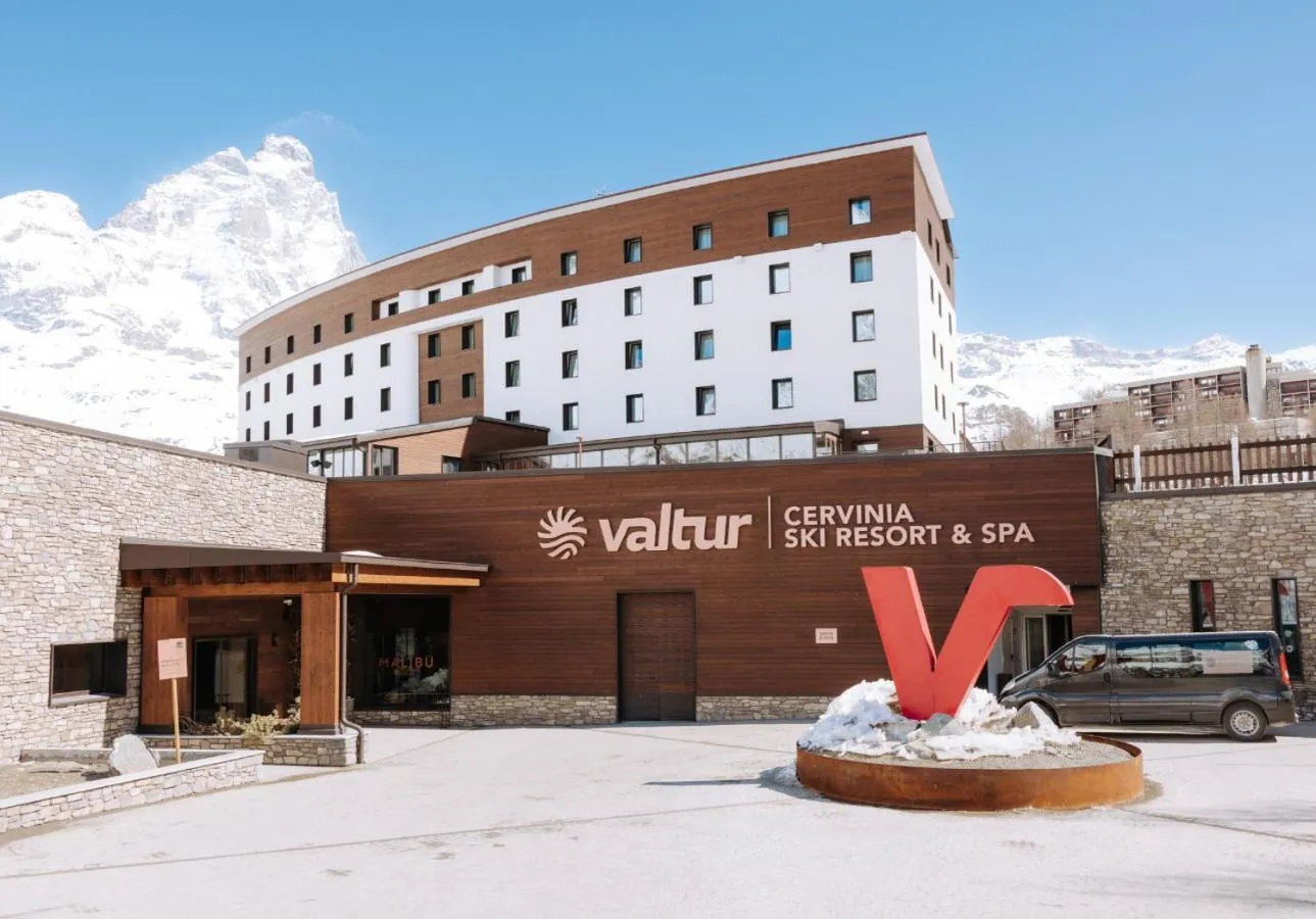 Property building in Valtur Cervinia Cristallo Ski Resort