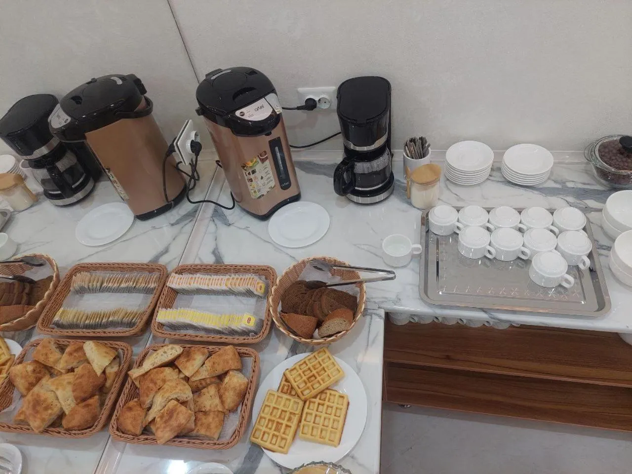 Breakfast in Jahongir Premium