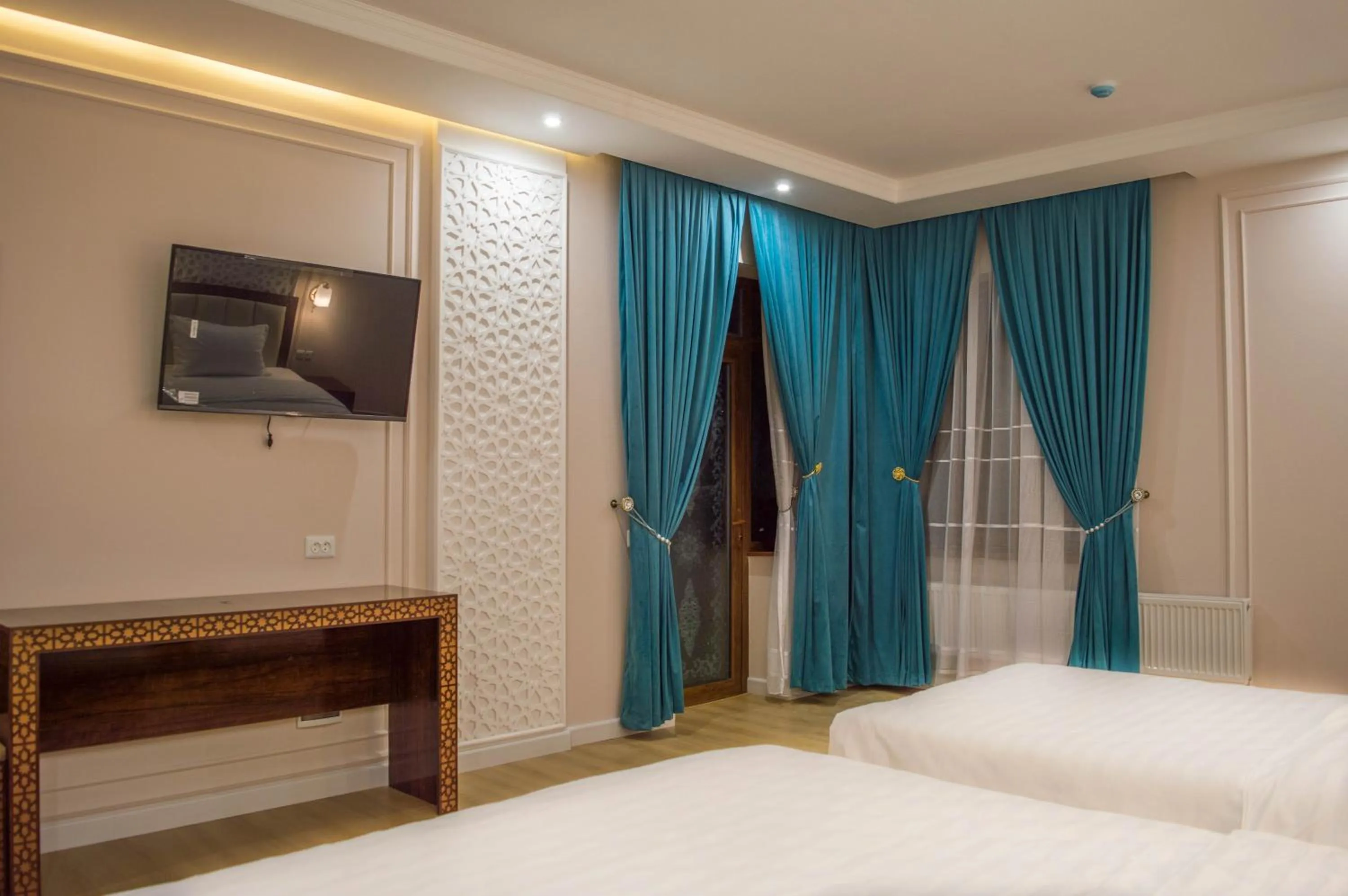 Bed in Jahongir Premium