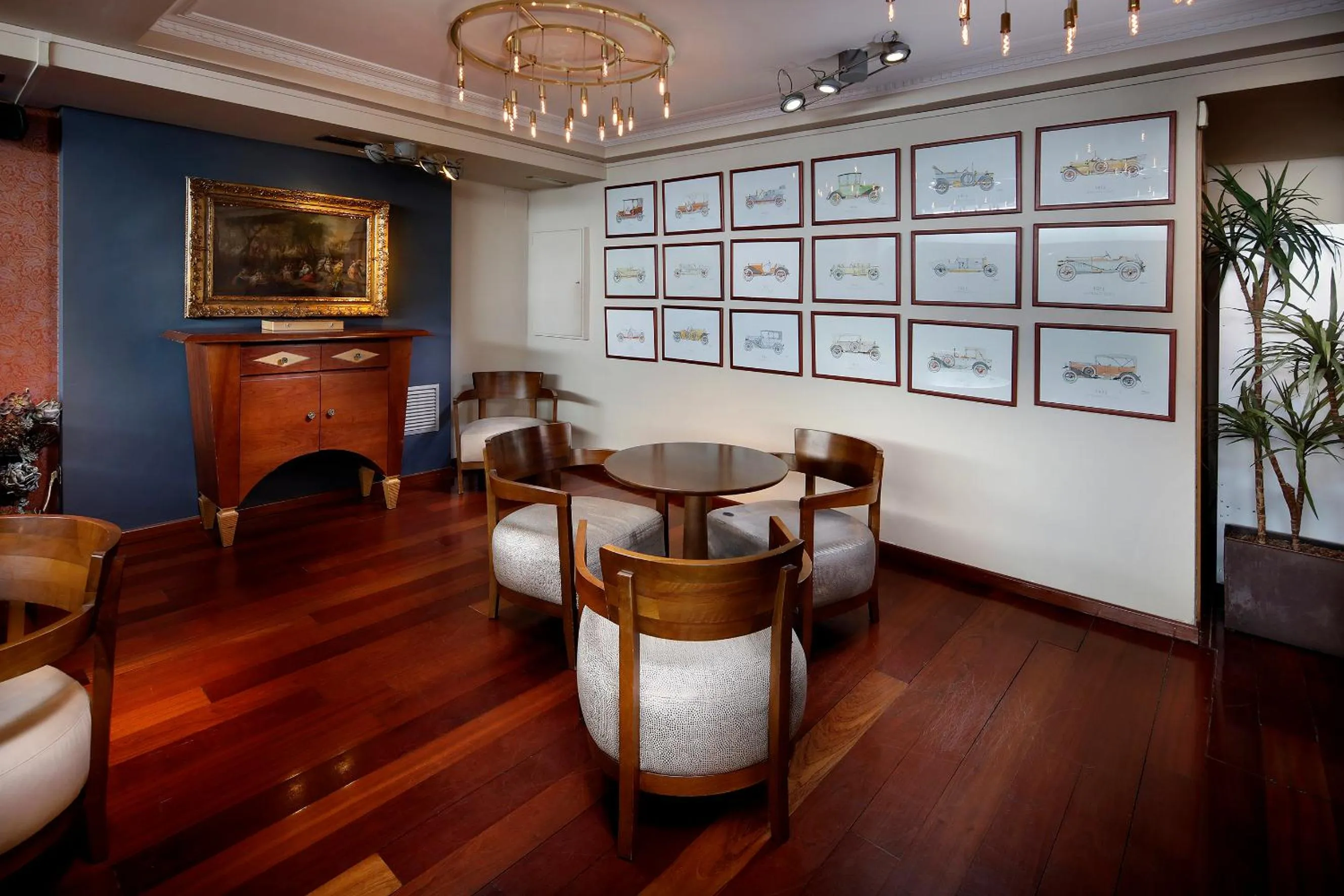 Seating area in Apartaments-Hotel Hispanos 7 Suiza