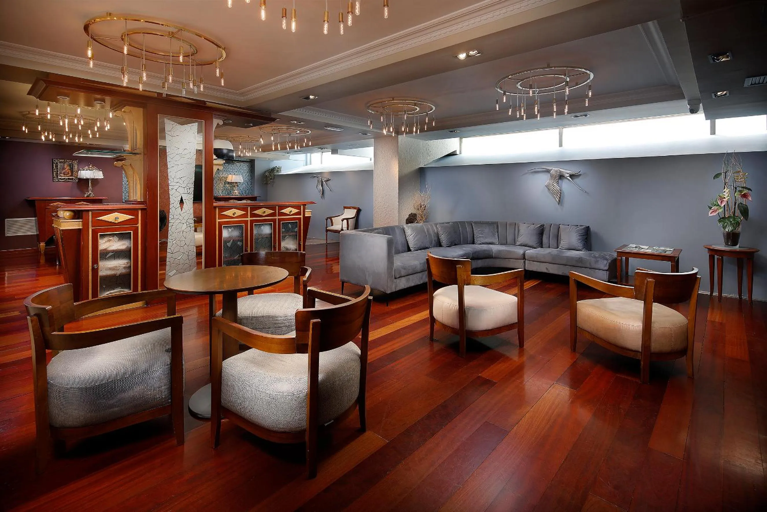 Living room in Apartaments-Hotel Hispanos 7 Suiza