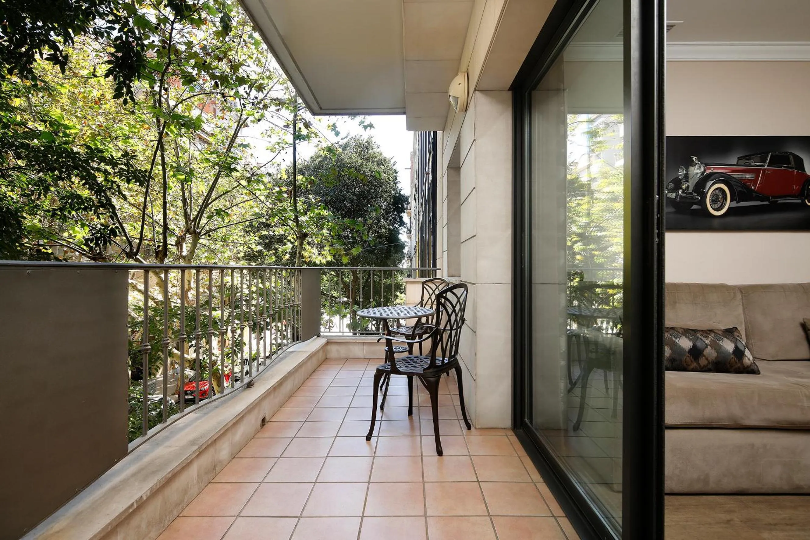 Balcony/Terrace in Apartaments-Hotel Hispanos 7 Suiza