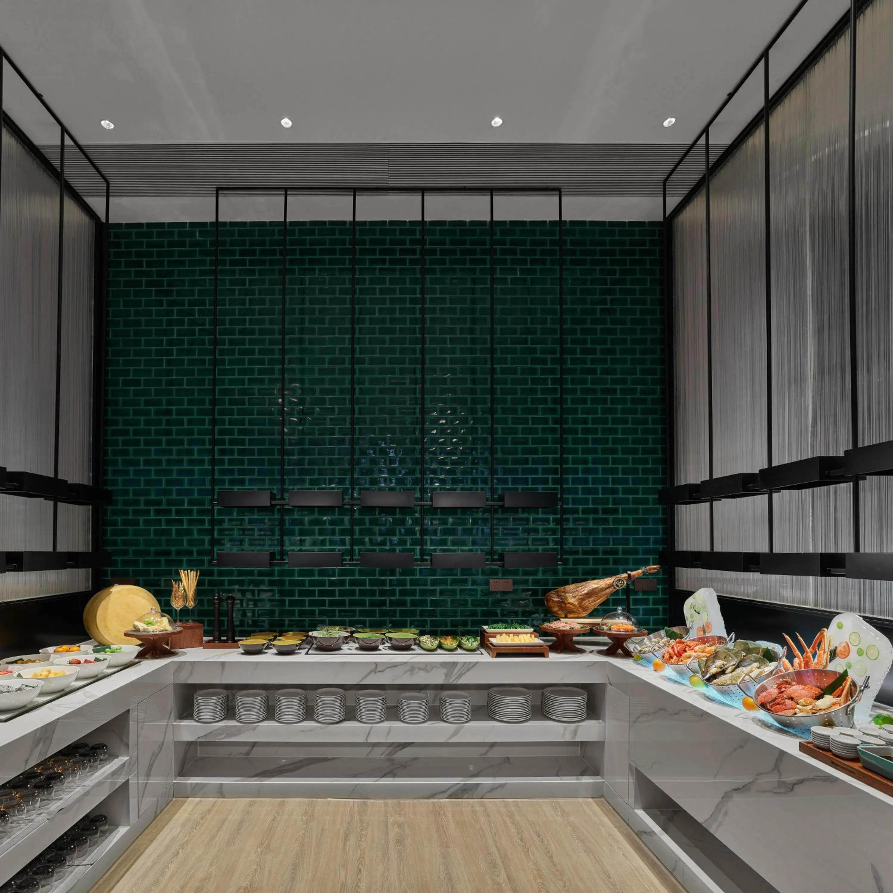 Restaurant/places to eat in Hilton Zhuji