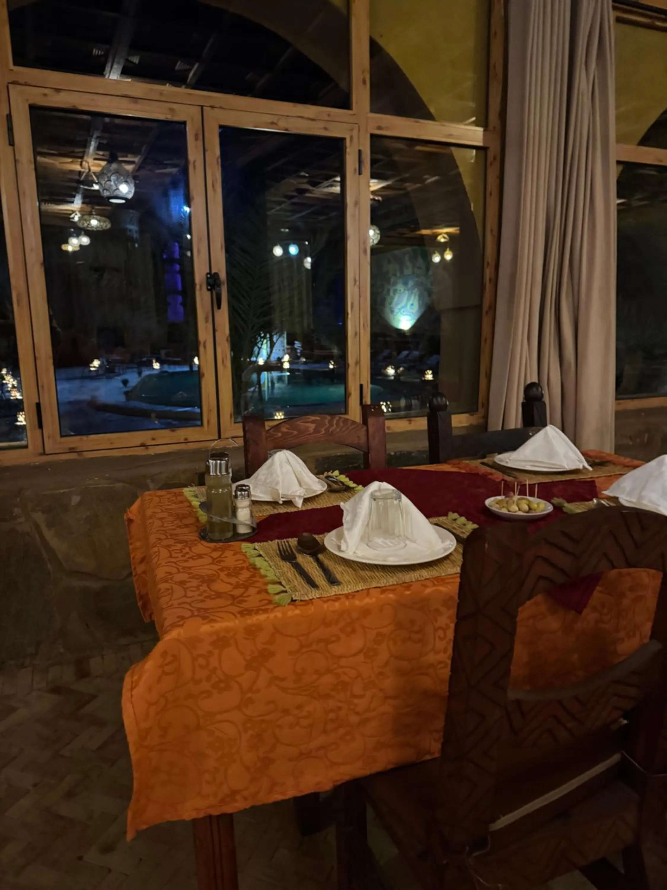 Restaurant/places to eat in Hotel ksar merzouga