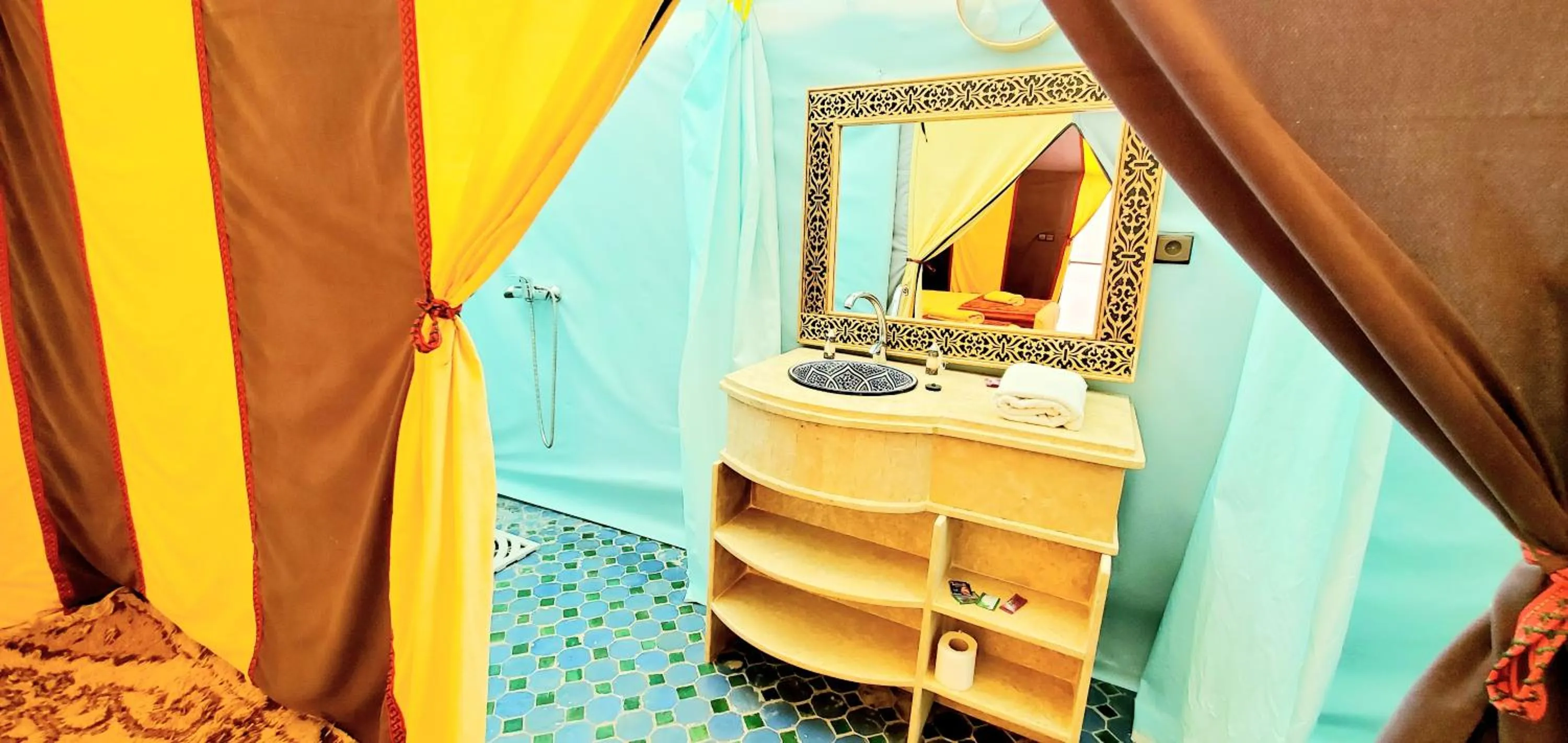 Bed in Hotel ksar merzouga