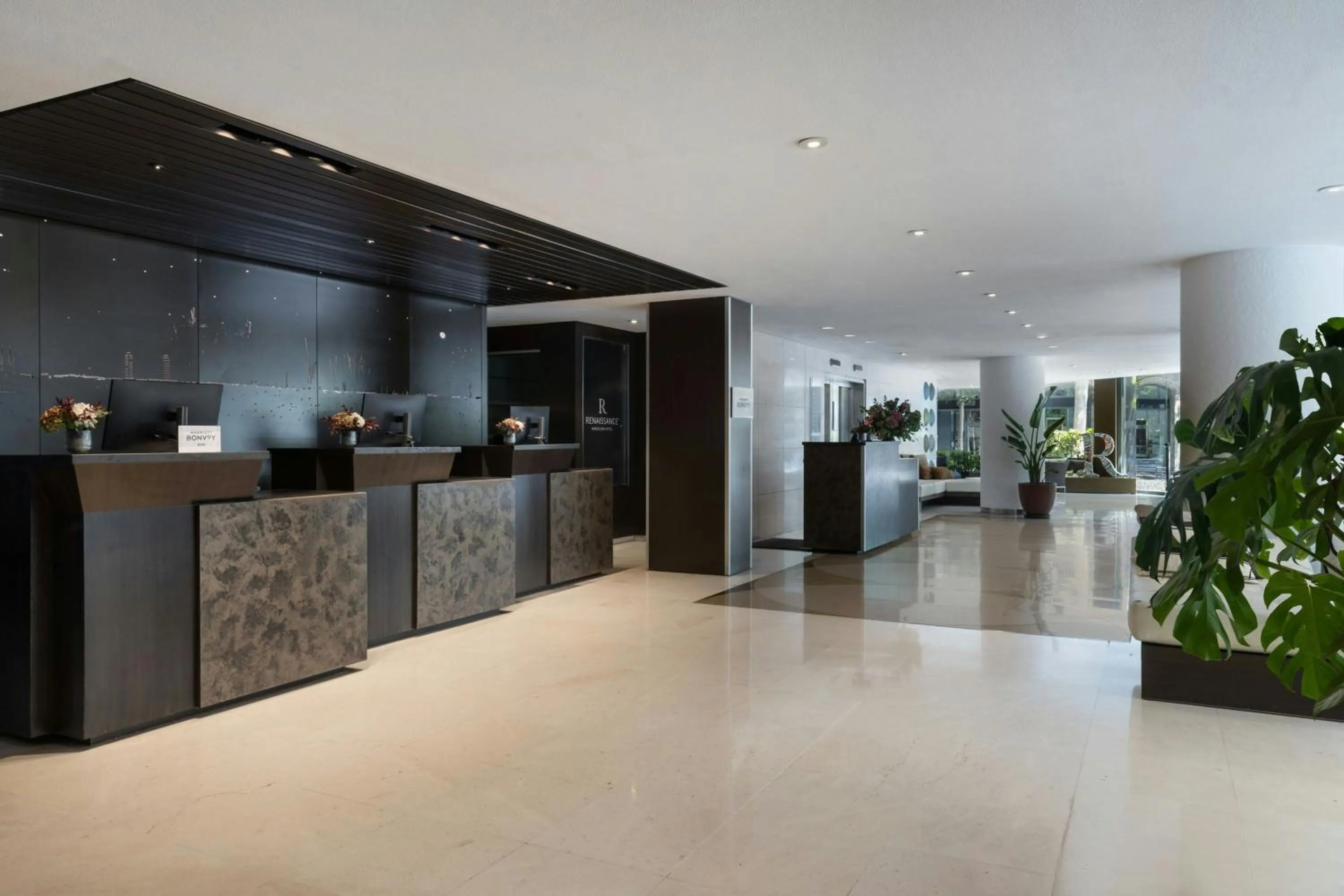 Lobby or reception in Renaissance Barcelona Hotel