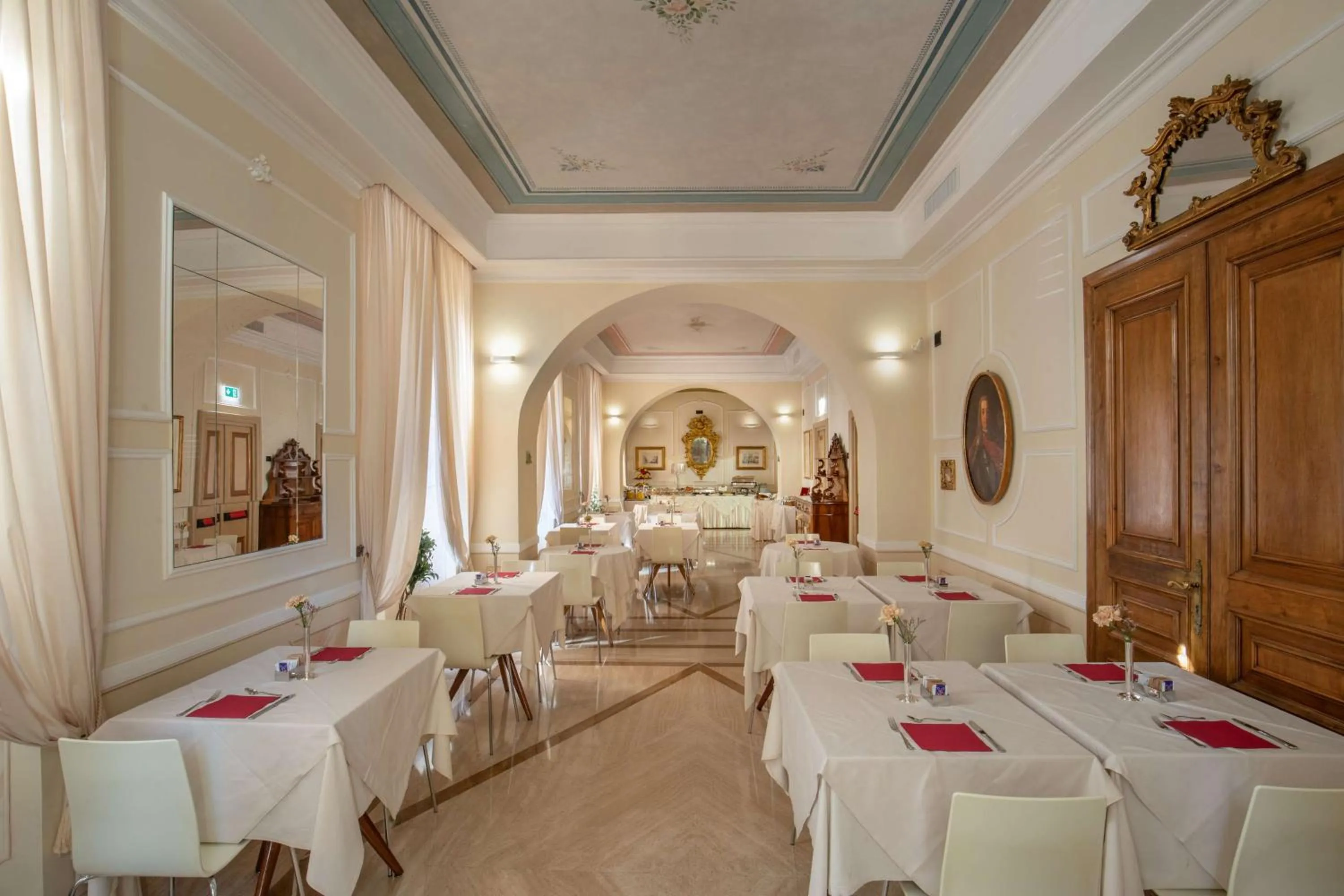 Breakfast in Hotel Canada, BW Premier Collection