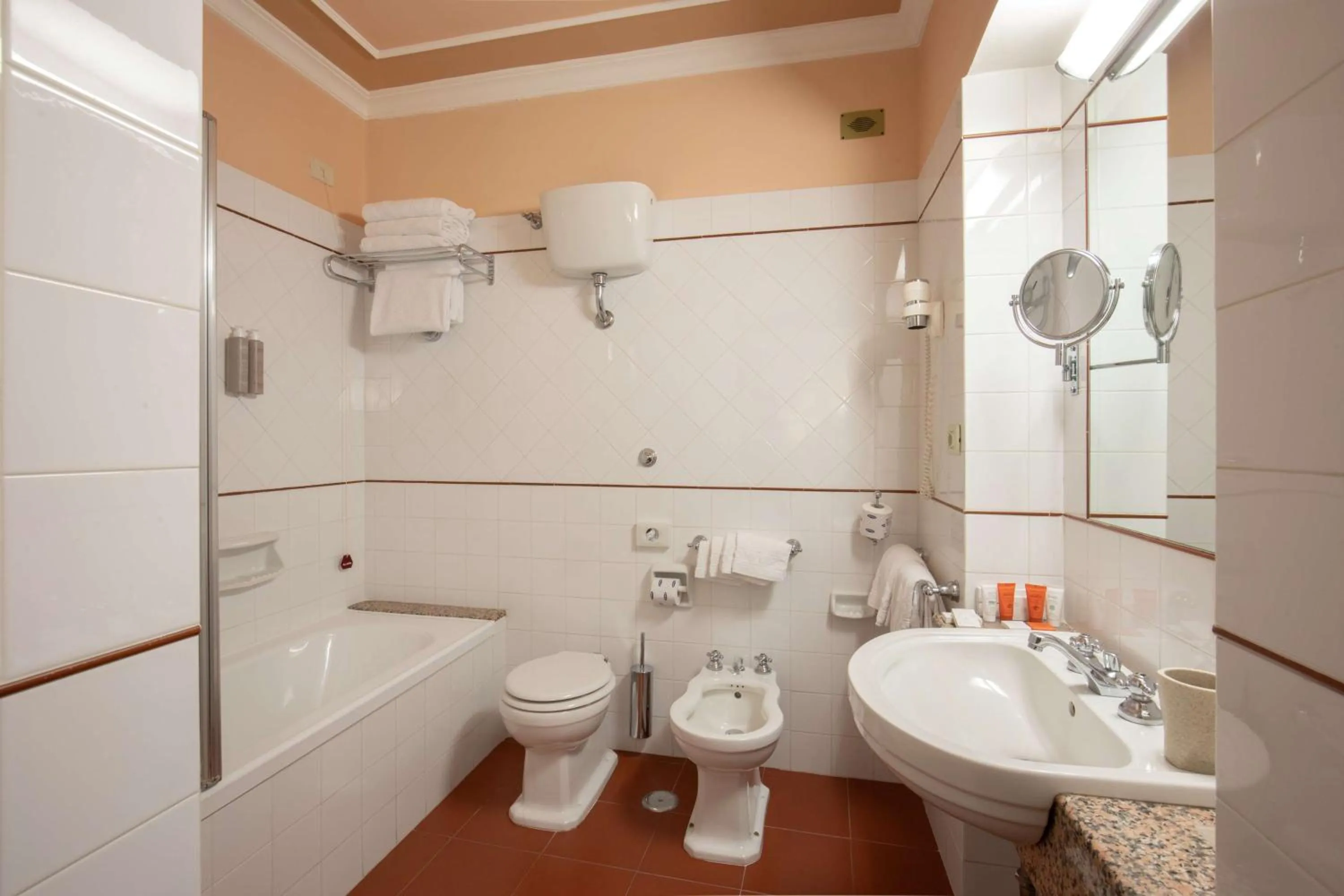 Bedroom in Hotel Canada, BW Premier Collection