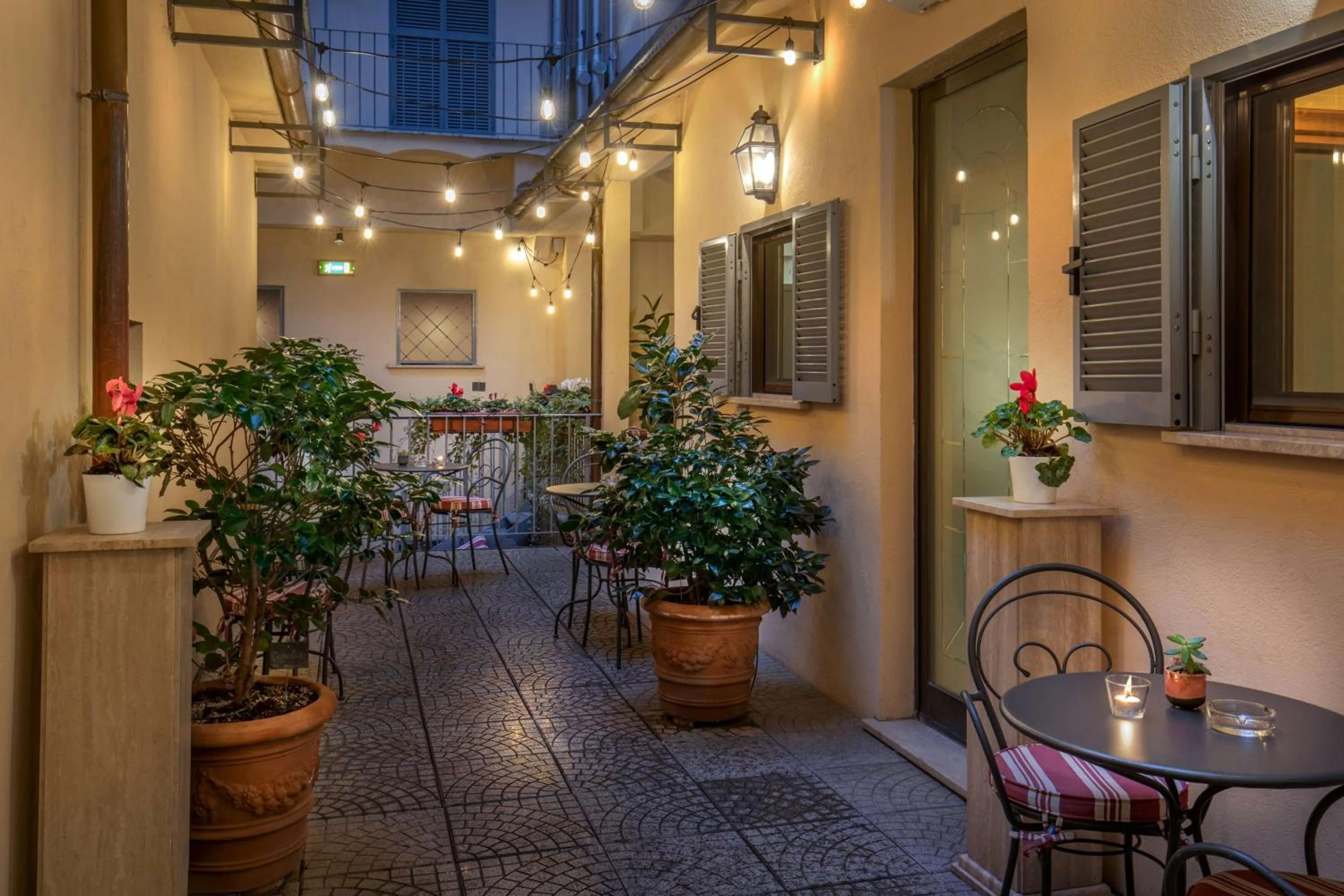 Property building in Hotel Canada, BW Premier Collection