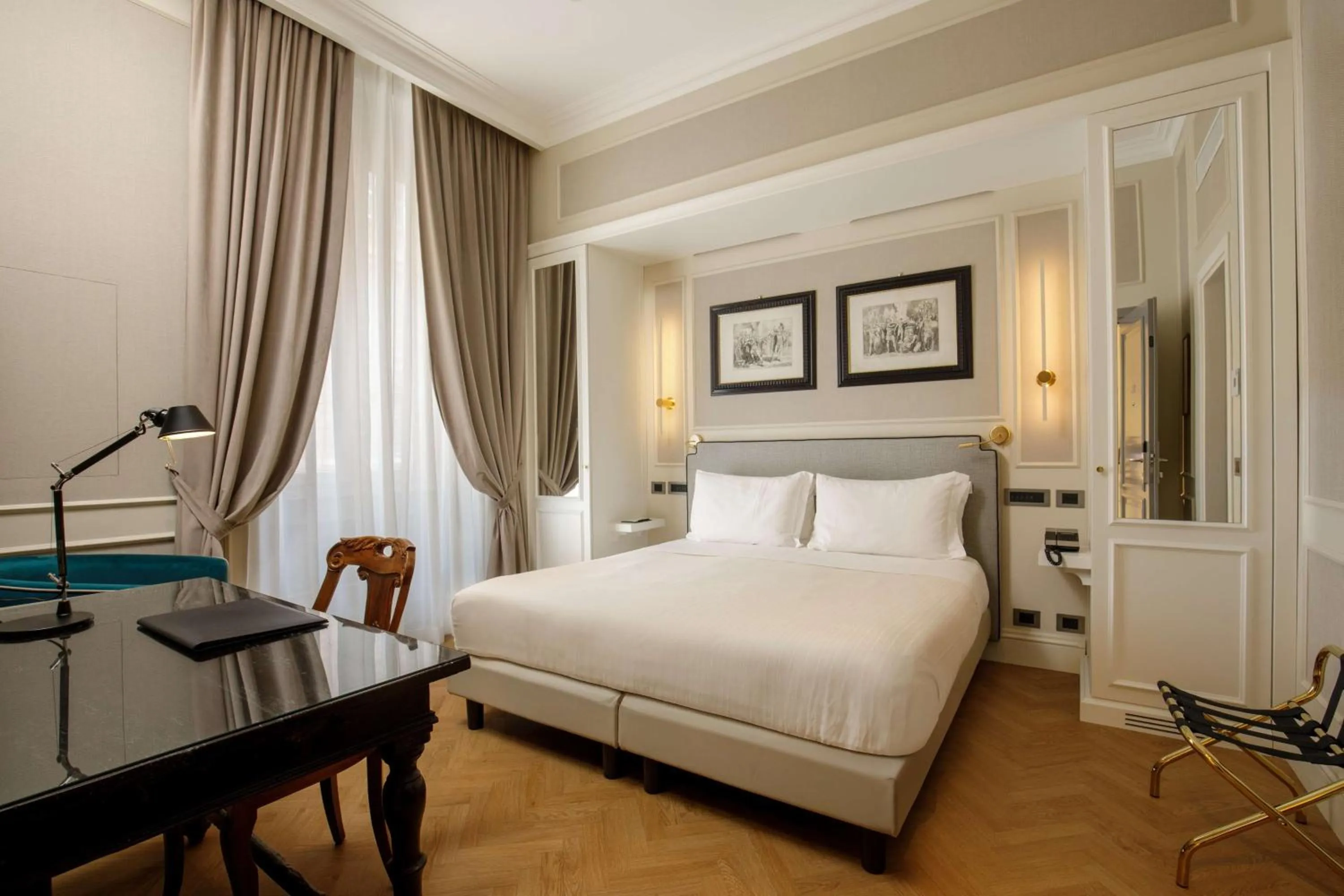 Bedroom, Bed in Hotel Canada, BW Premier Collection