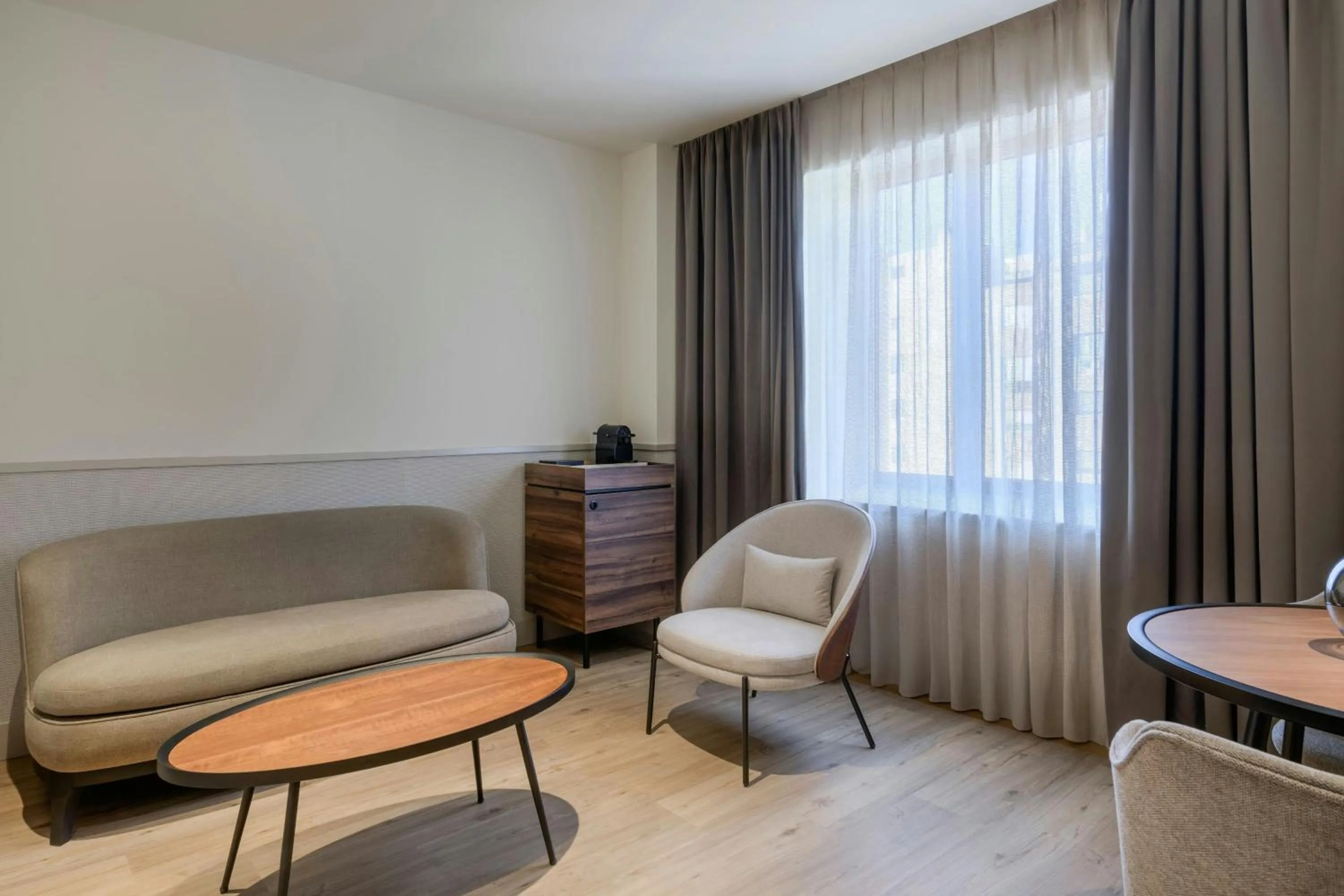 Photo of the whole room in AC Hotel Los Vascos by Marriott