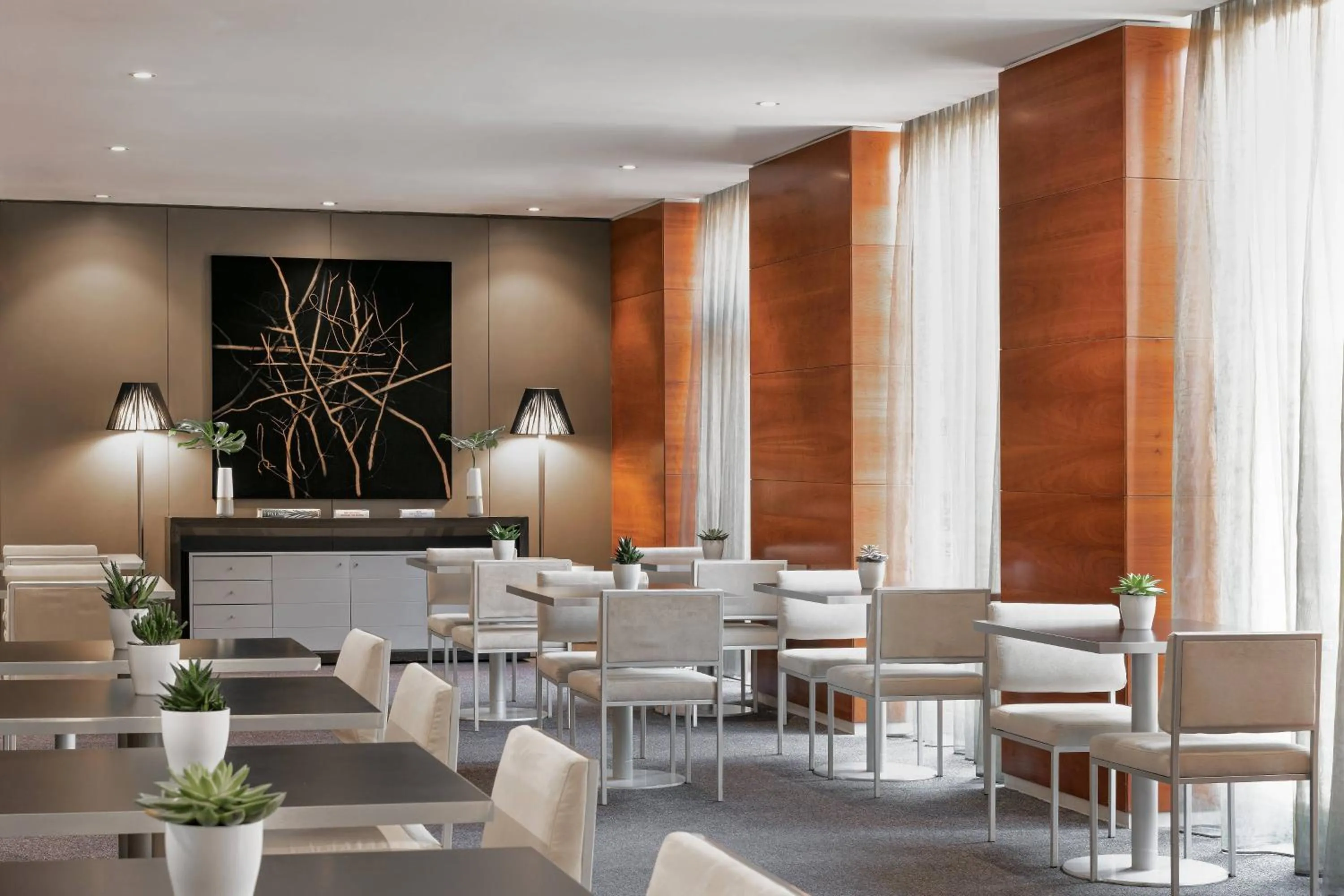 Lounge or bar in AC Hotel Los Vascos by Marriott