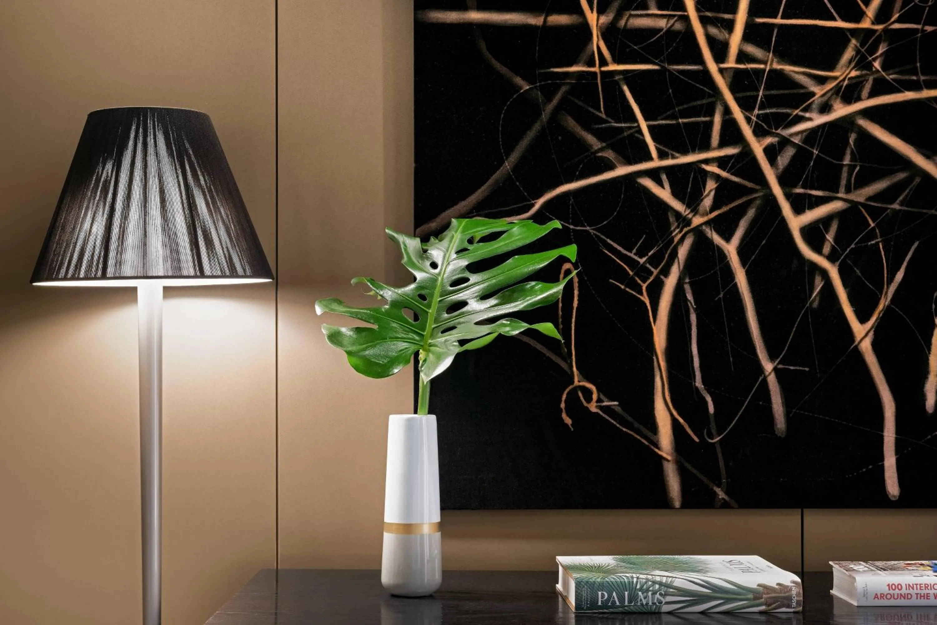 Lounge or bar in AC Hotel Los Vascos by Marriott