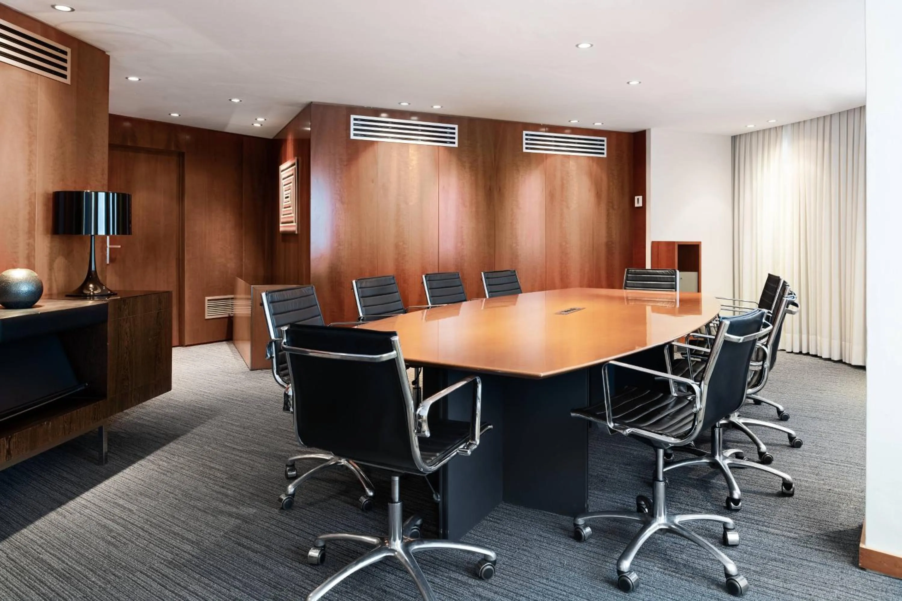 Meeting/conference room in AC Hotel Málaga Palacio by Marriott