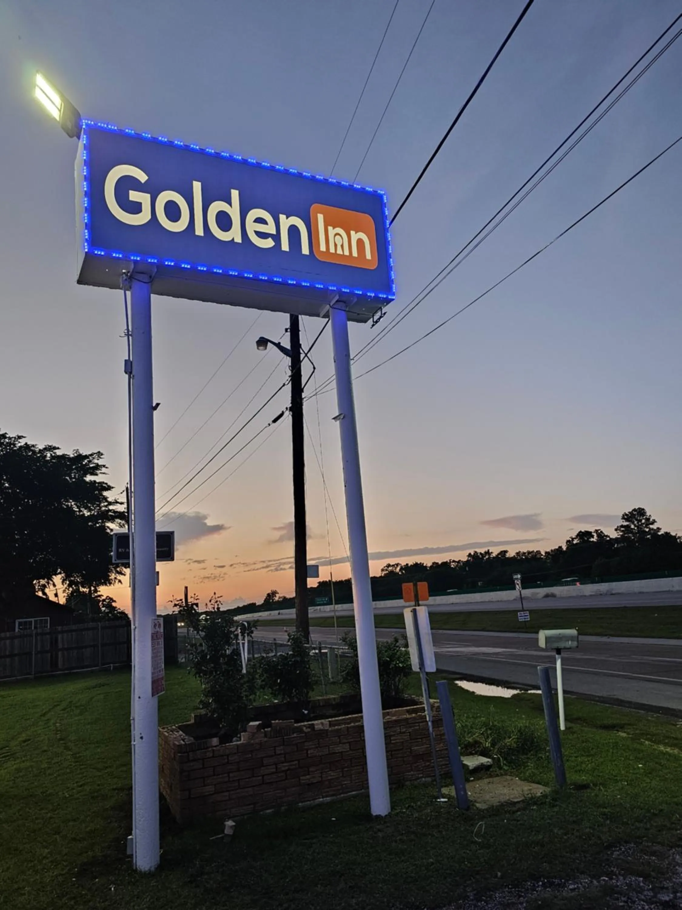Golden Inn