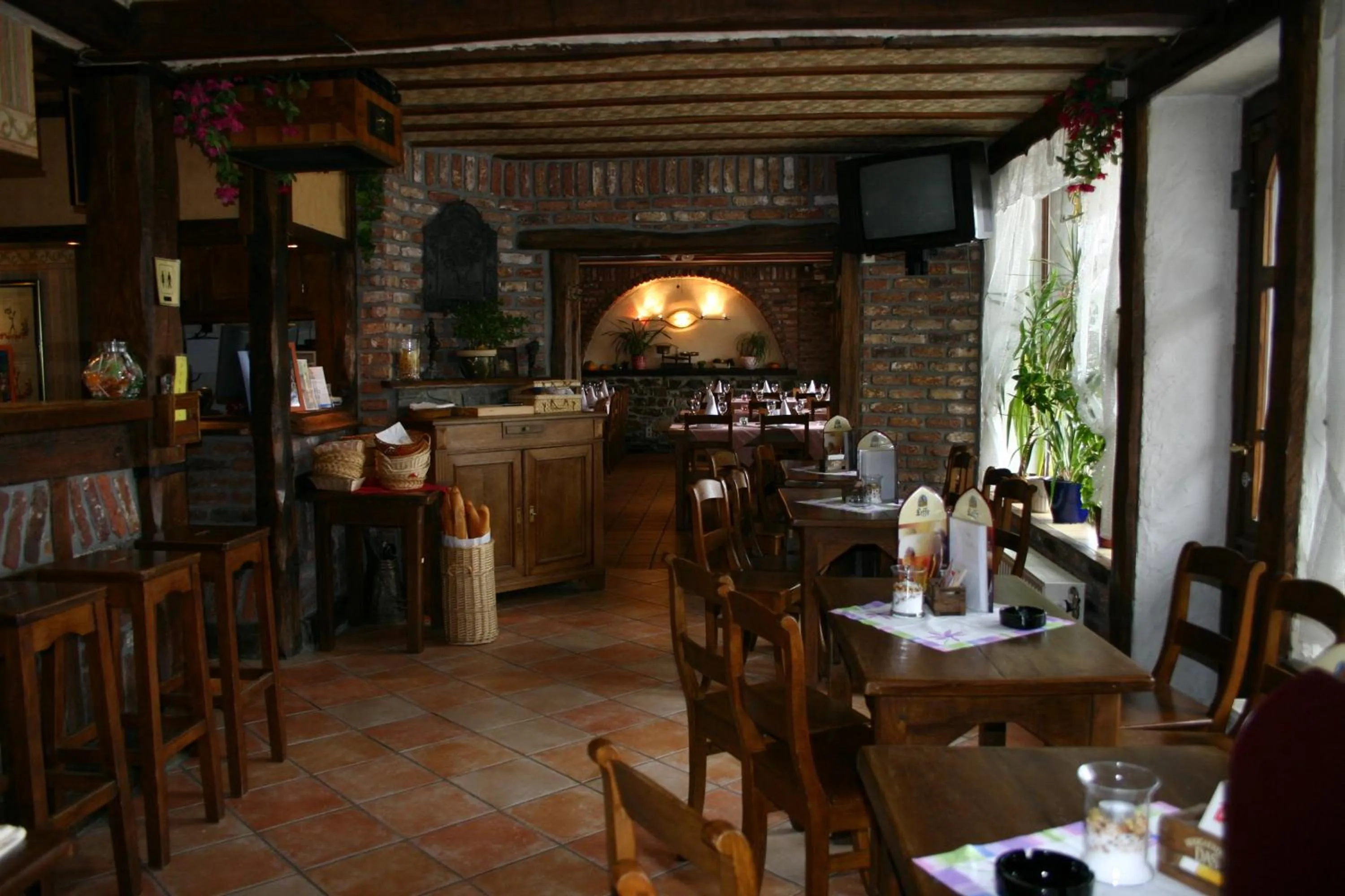 Restaurant/places to eat in Hotel Le Relais de Pommard