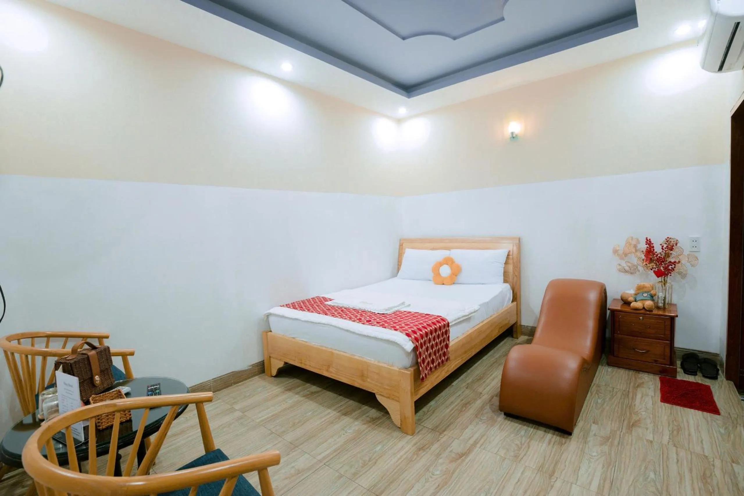 Photo of the whole room, Bed in Hotel Nắng