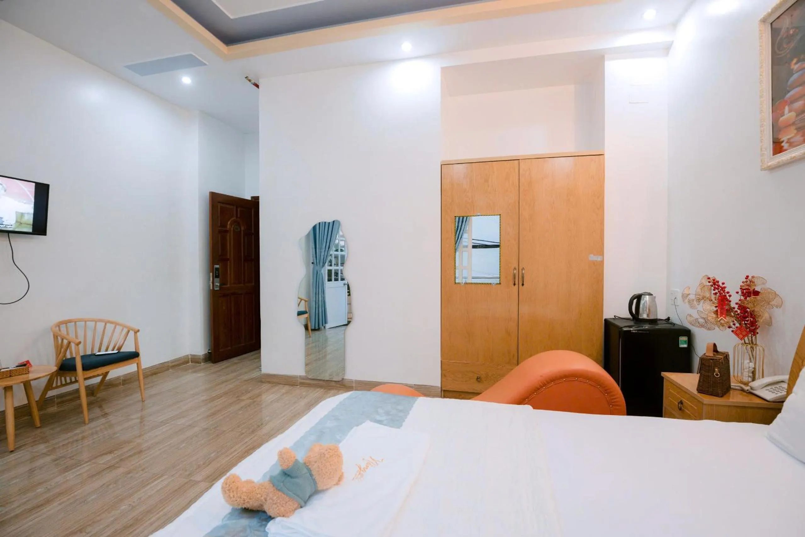 TV and multimedia, Bed in Hotel Nắng