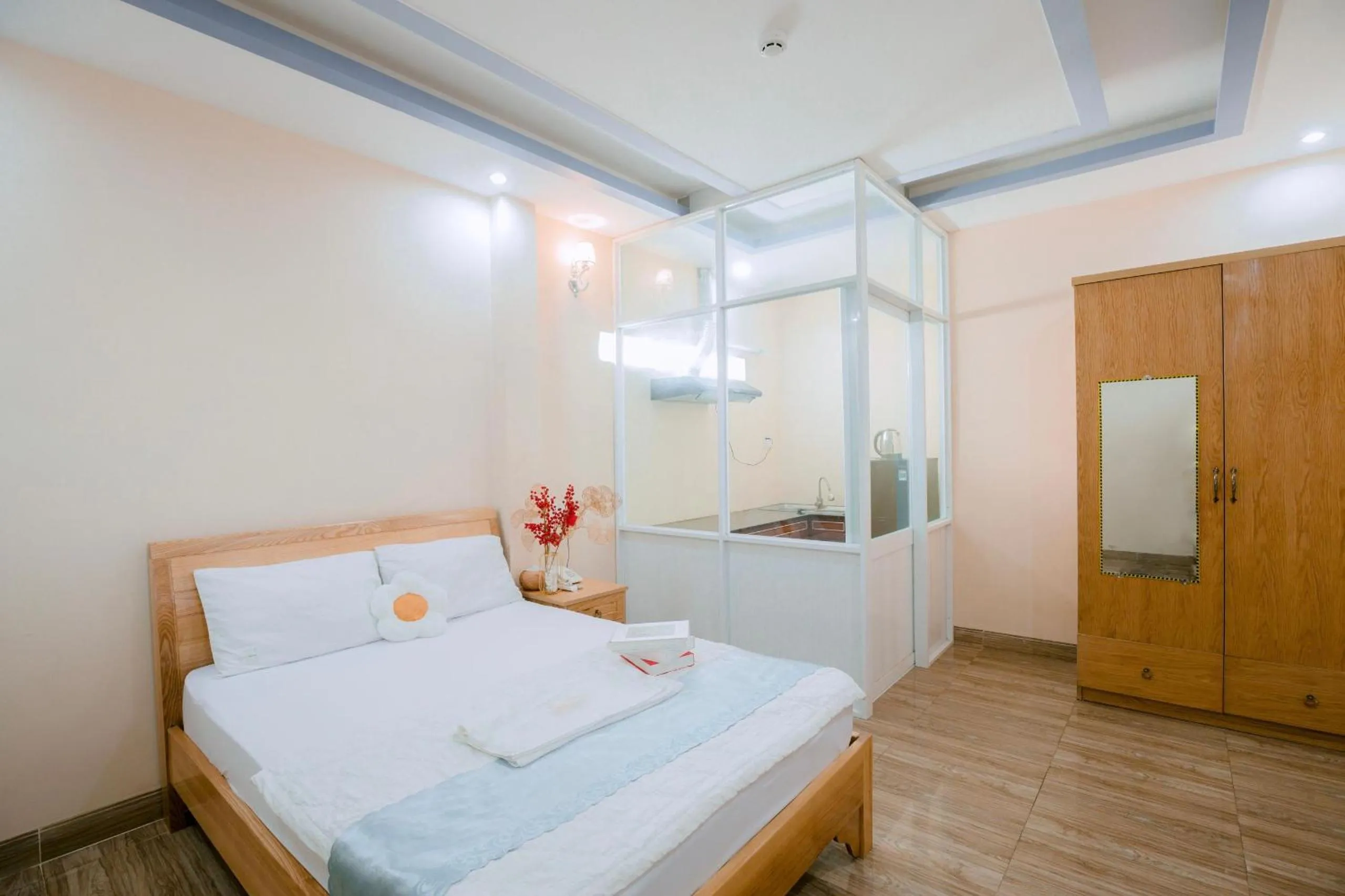 Photo of the whole room, Bed in Hotel Nắng