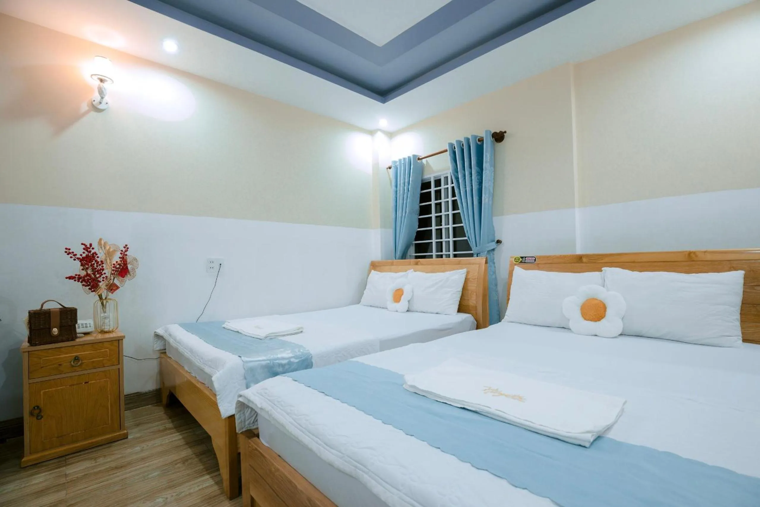 Photo of the whole room, Bed in Hotel Nắng