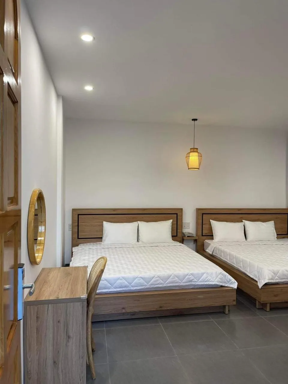 Bedroom, Bed in Mai Hotel